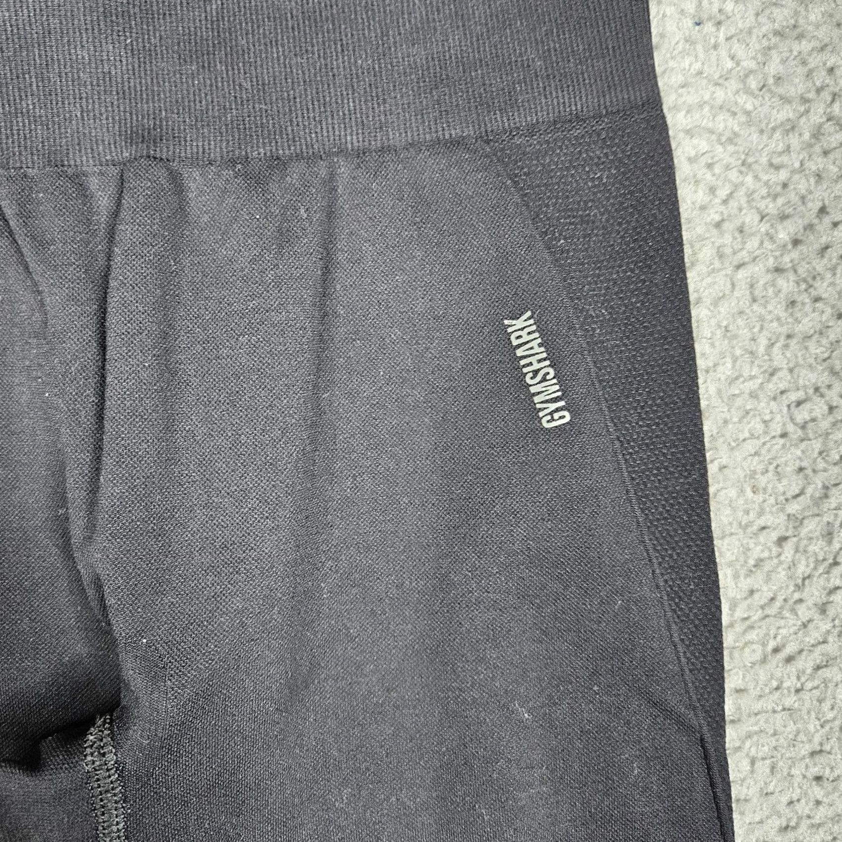 Gymshark Gymshark Women's Black Seamless Spell out Workout Legging XS Size 26" / US 2 / IT 38 - 3 Thumbnail