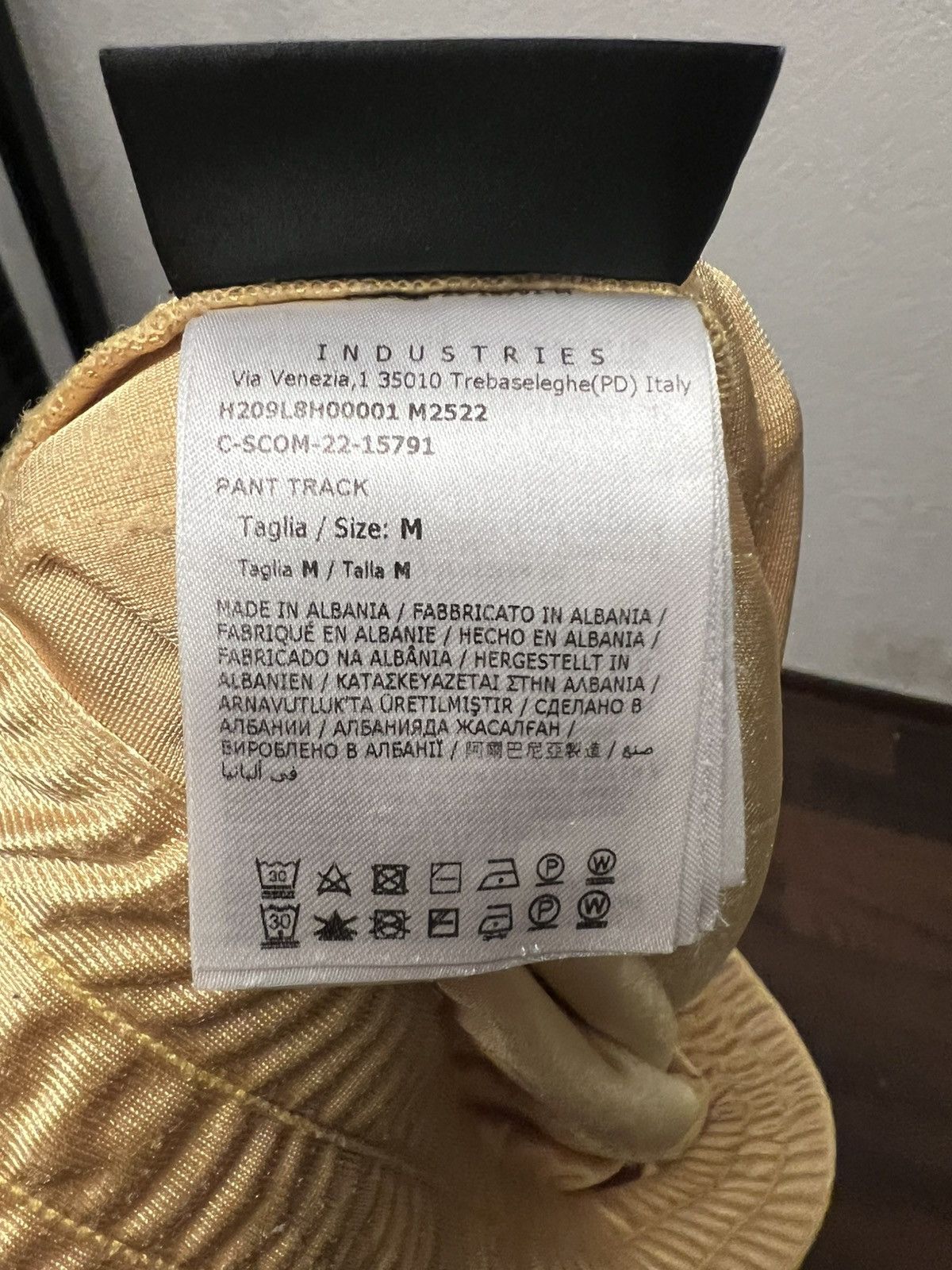 Moncler Genius × Palm Angels Moncler 8 X Palm Angels Track Pants Gold Size US 32 / EU 48 - 6 Thumbnail
