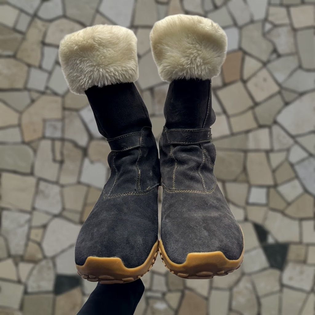 Merrell Merrell Boots Women Suede Black Winter Faux Fur Lining 8 Rubber Sole Outdoor Snow Boot Cap Toe Round Merrell 8 Women Black Winter Snow Boot Size US 8 / IT 38 - 1 Thumbnail