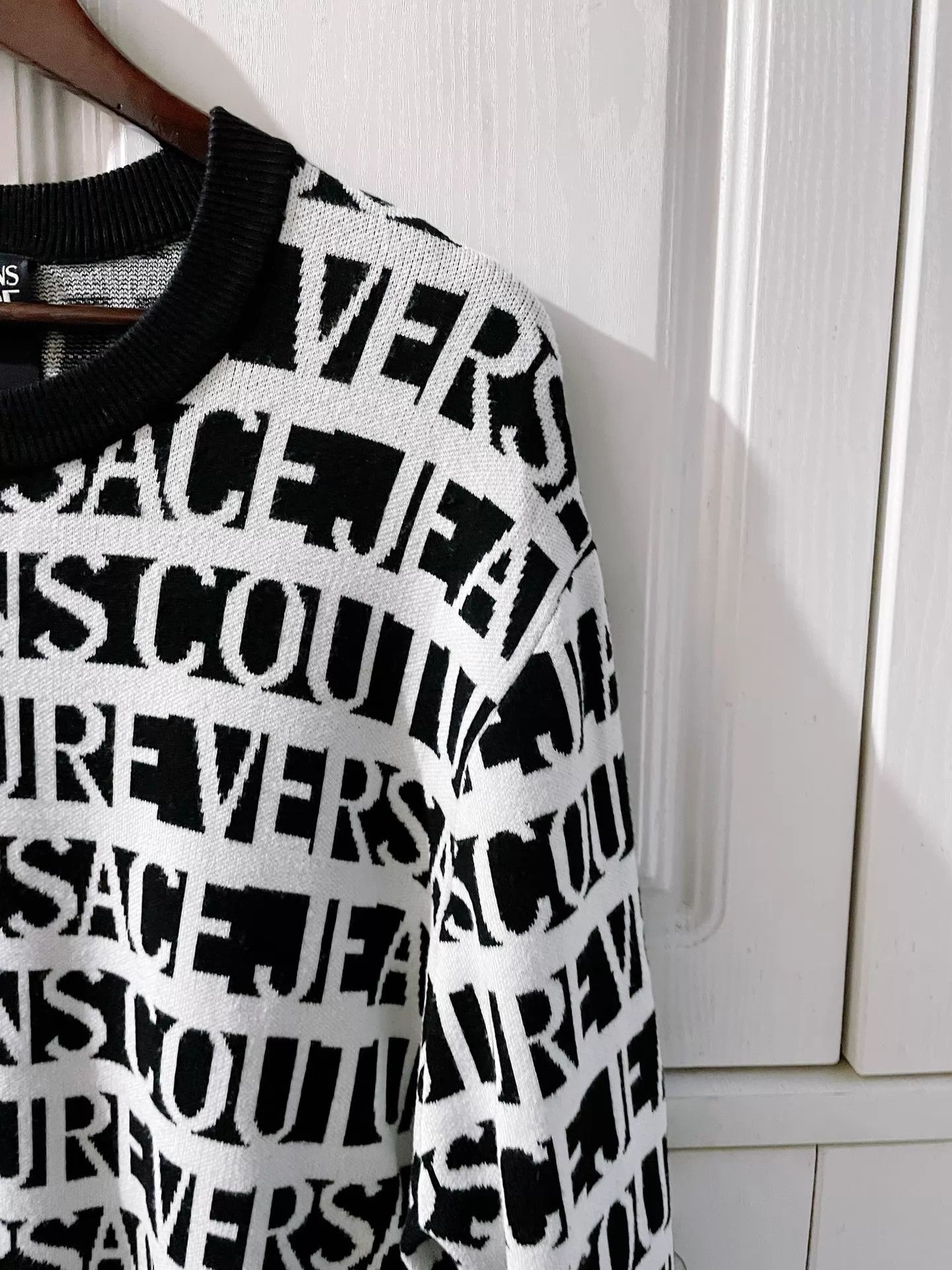 Versace Versace Runway Full Logo Nylon Hoodie M 99New Size US M / EU 48-50 / 2 - 4 Thumbnail