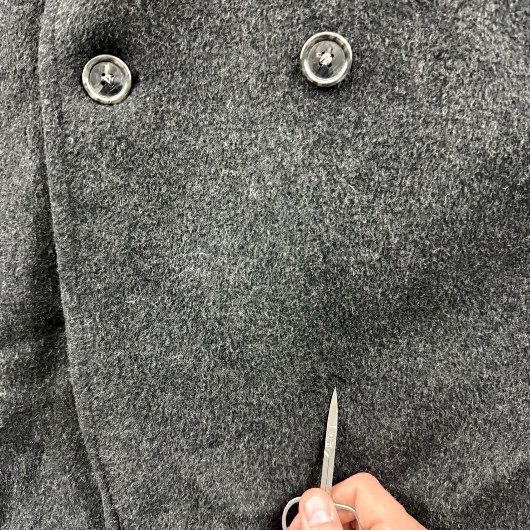 Vintage Nino Cerruti Coat Men 46L Gray Trench Wool Cashmere Blend Overcoat Double Breast Long Solid Notch Lapel Six-Button Jacket Front Style DP Size US S / EU 44-46 / 1 - 6 Thumbnail