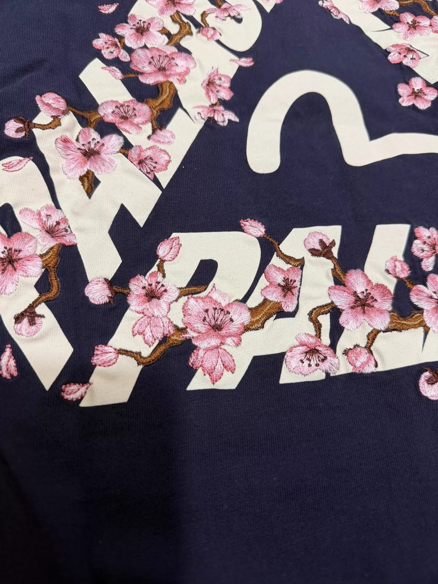 Palace PALACE × EVISU SS26 Street Pocket Short Sleeve Tee Navy M Size US M / EU 48-50 / 2 - 5 Thumbnail