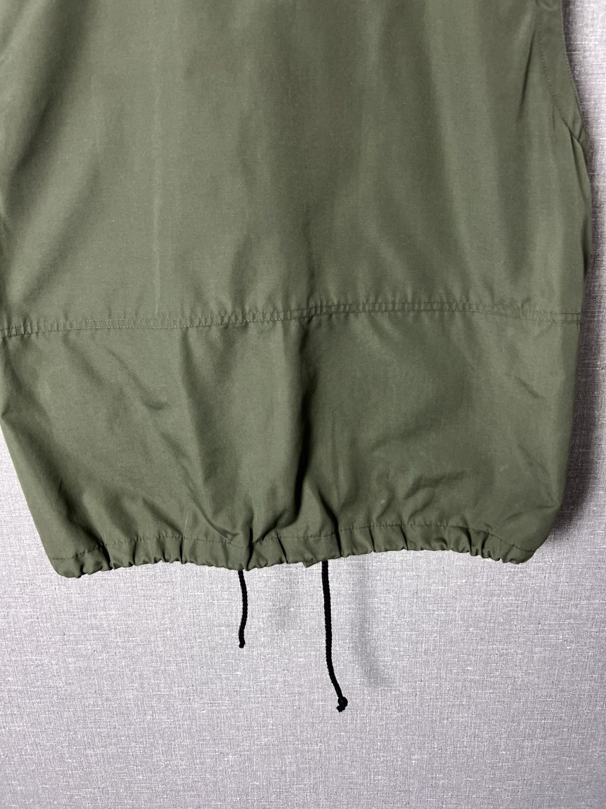 Fjallraven Vintage Rare Fjallraven Multi Pocket Men’s Vest Size M Size US M / EU 48-50 / 2 - 13 Thumbnail