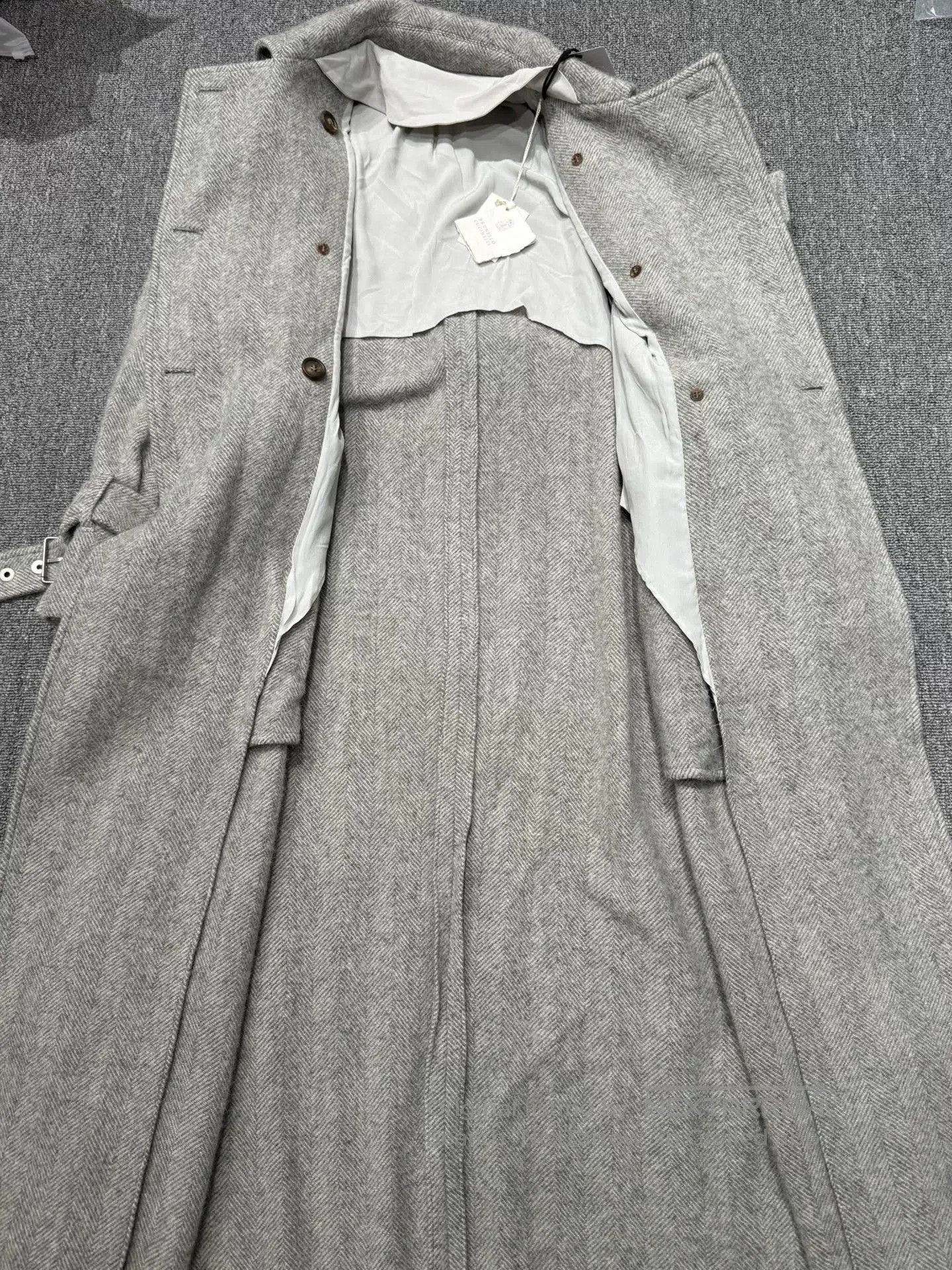 Brunello Cucinelli Brunello Cucinelli Gray Herringbone Wool Coat. Size US XXS / EU 40 - 5 Thumbnail
