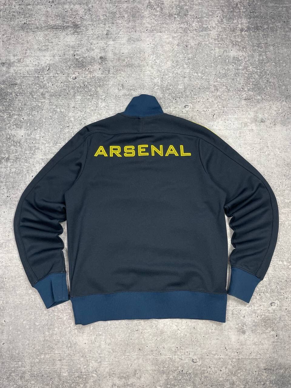 Nike × Vintage Vintage Nike Y2K Style Football Arsenal Big Logo Zip Olympic Size US M / EU 48-50 / 2 - 15 Thumbnail