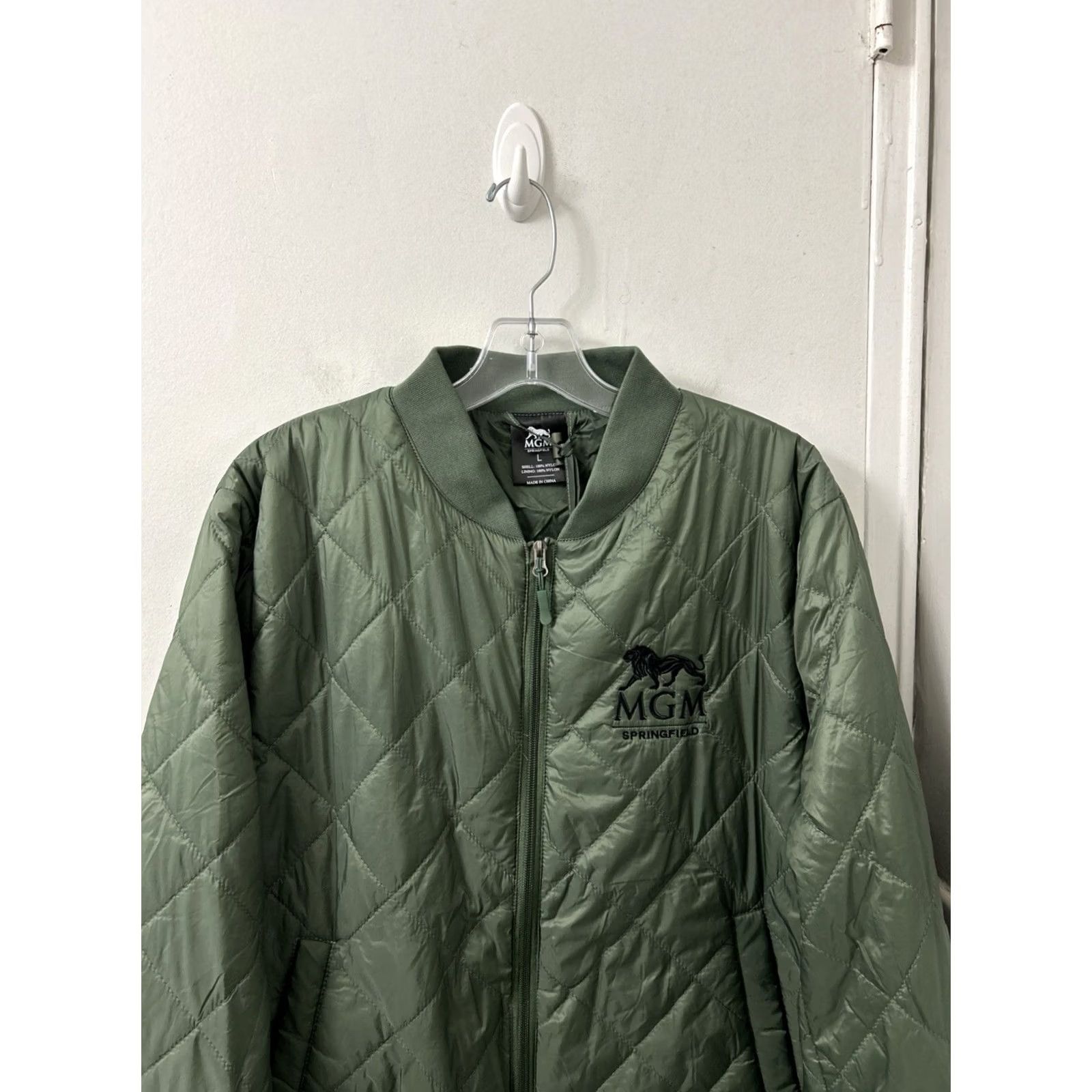 Springfield MGM Springfield Bomber Jacket Mens L Green Full Zip Nylon Puffer L/S Quilted Logo Embroidered Zipper Short Jacket Size US L / EU 52-54 / 3 - 2 Thumbnail