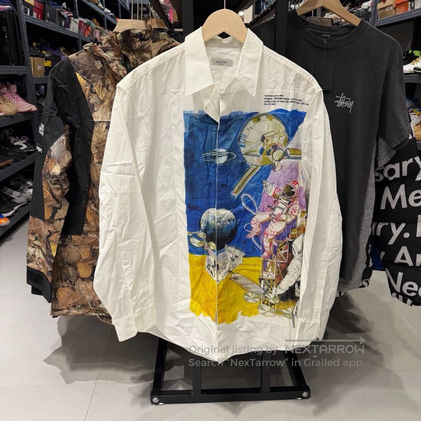 Valentino Valentino Astronaut Print Long Sleeve Shirt. Size US XXS / EU 40 - 1 Thumbnail