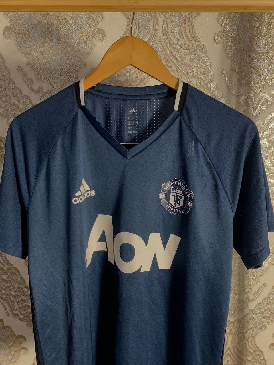 Adidas × Vintage VERY RARE ADIDAS FC MANCHESTER UNITED ENGLAND SOCCER JERSEY Size US XL / EU 56 / 4 - 2 Thumbnail