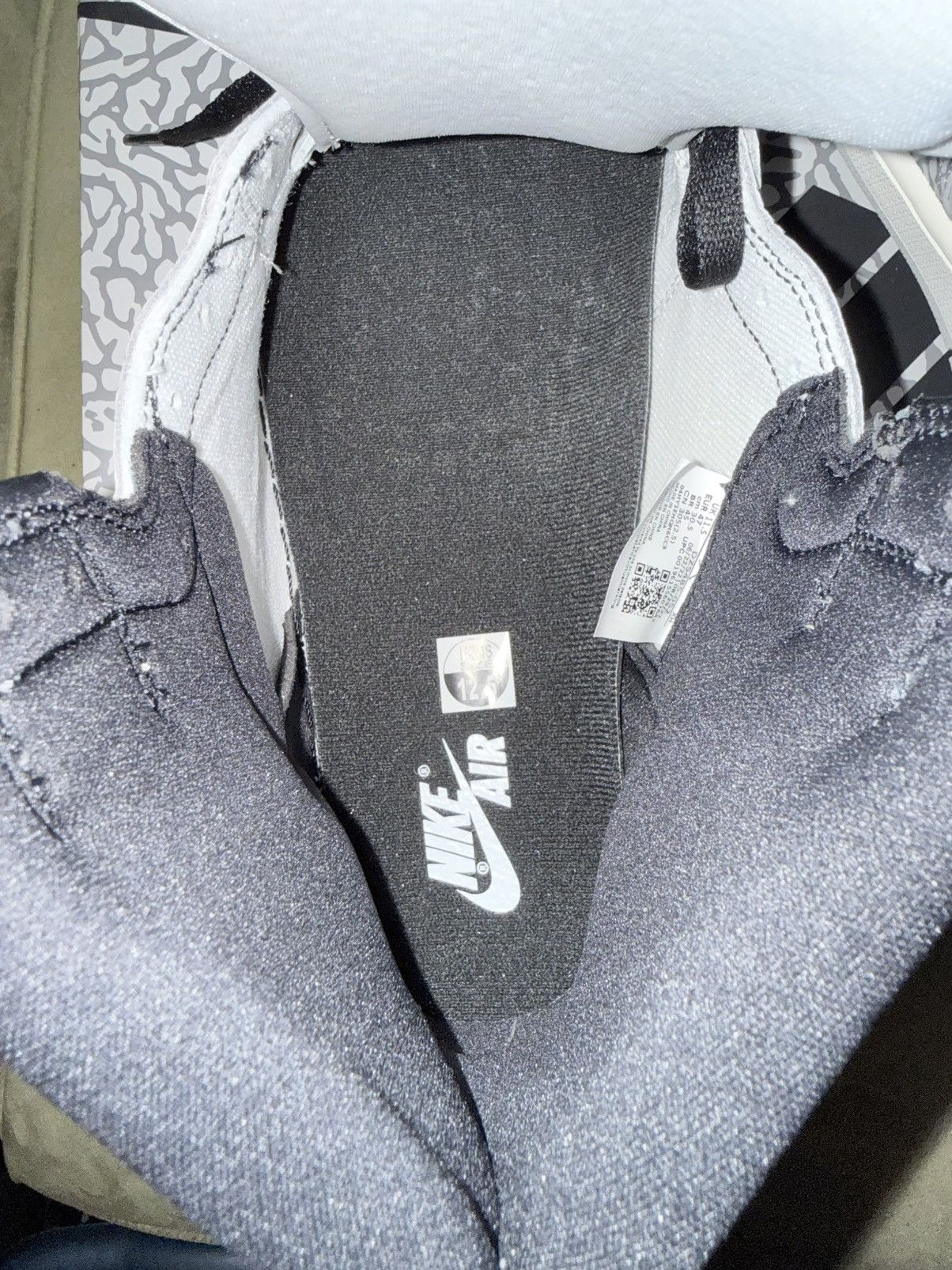 Jordan Brand Nike 1985 Air Jordan 1 “White Cement” Retro OG high top, NEW Size US 12.5 / EU 45-46 - 19 Thumbnail