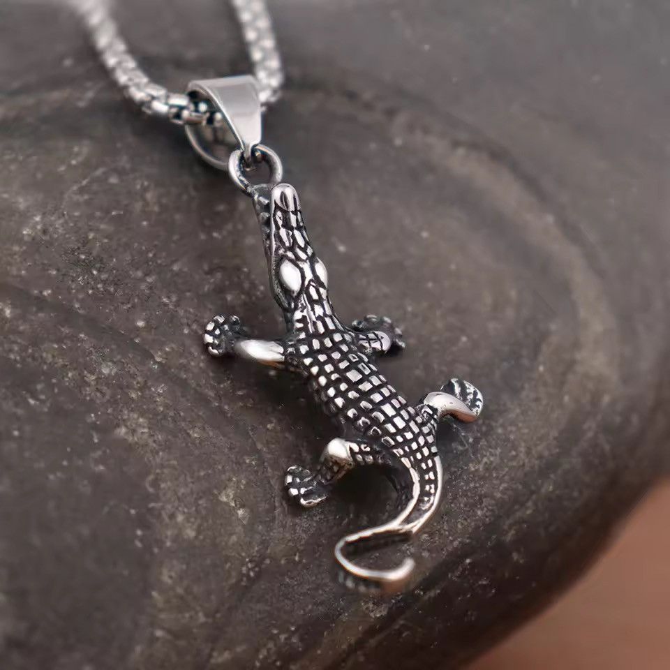 Jewelry Crocodile Pendant Necklace Size ONE SIZE - 4 Thumbnail