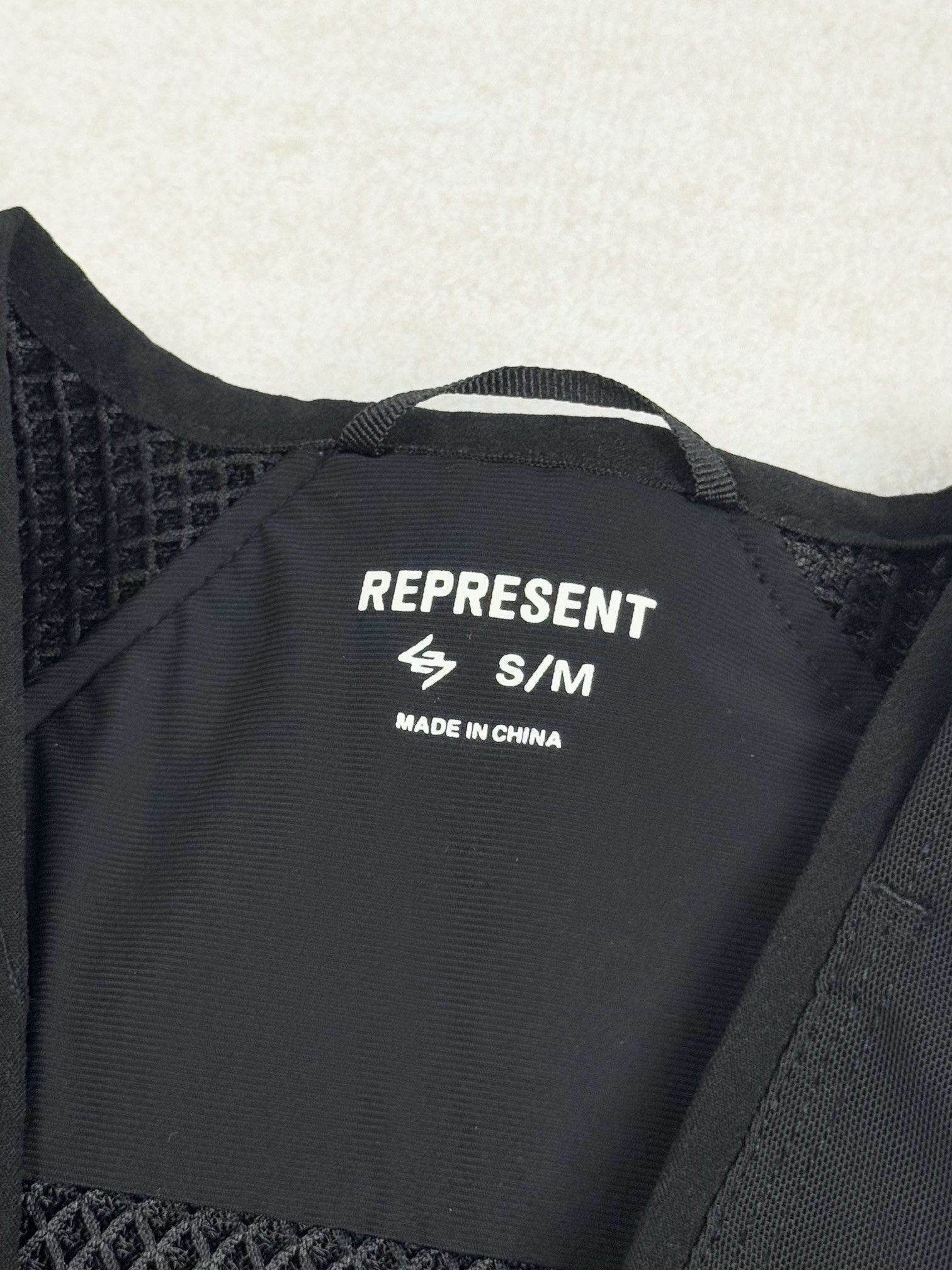 Represent Clo. 247 running vest Size US M / EU 48-50 / 2 - 6 Thumbnail