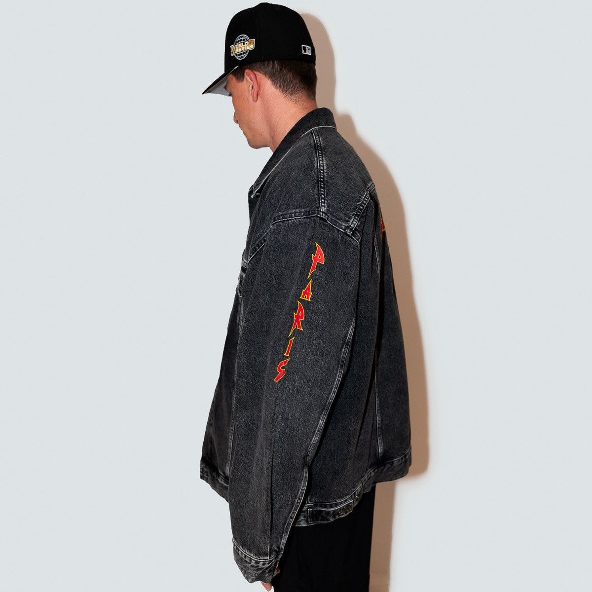 Balenciaga Balenciaga Metal Back Logo Denim Oversized Jacket Size US M / EU 48-50 / 2 - 3 Thumbnail