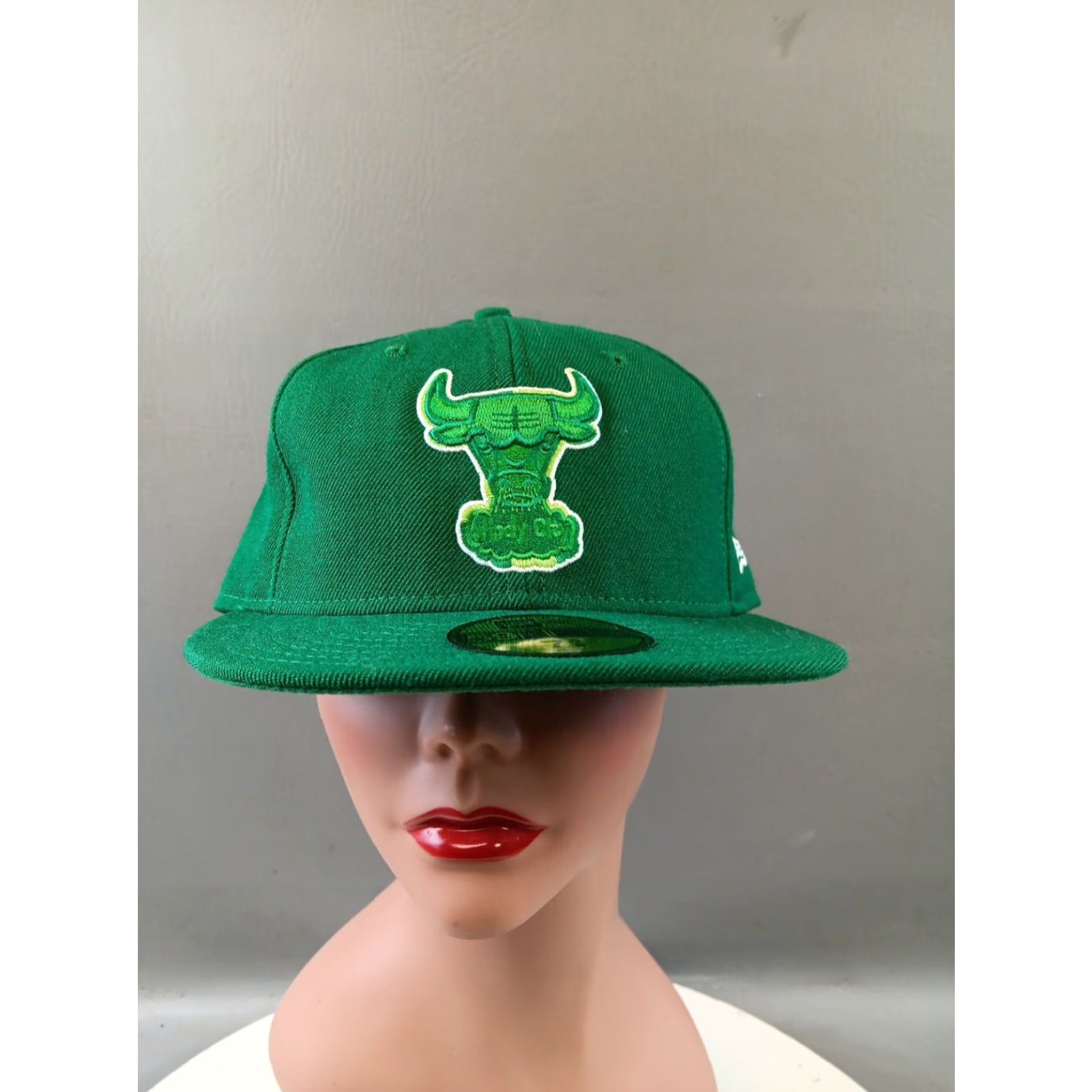 New Era New Era Windy City Chicago Bulls Fitted 59Fifty Hat Green 7 5/8 Mens NBA Basketball Cap Size ONE SIZE - 6 Thumbnail