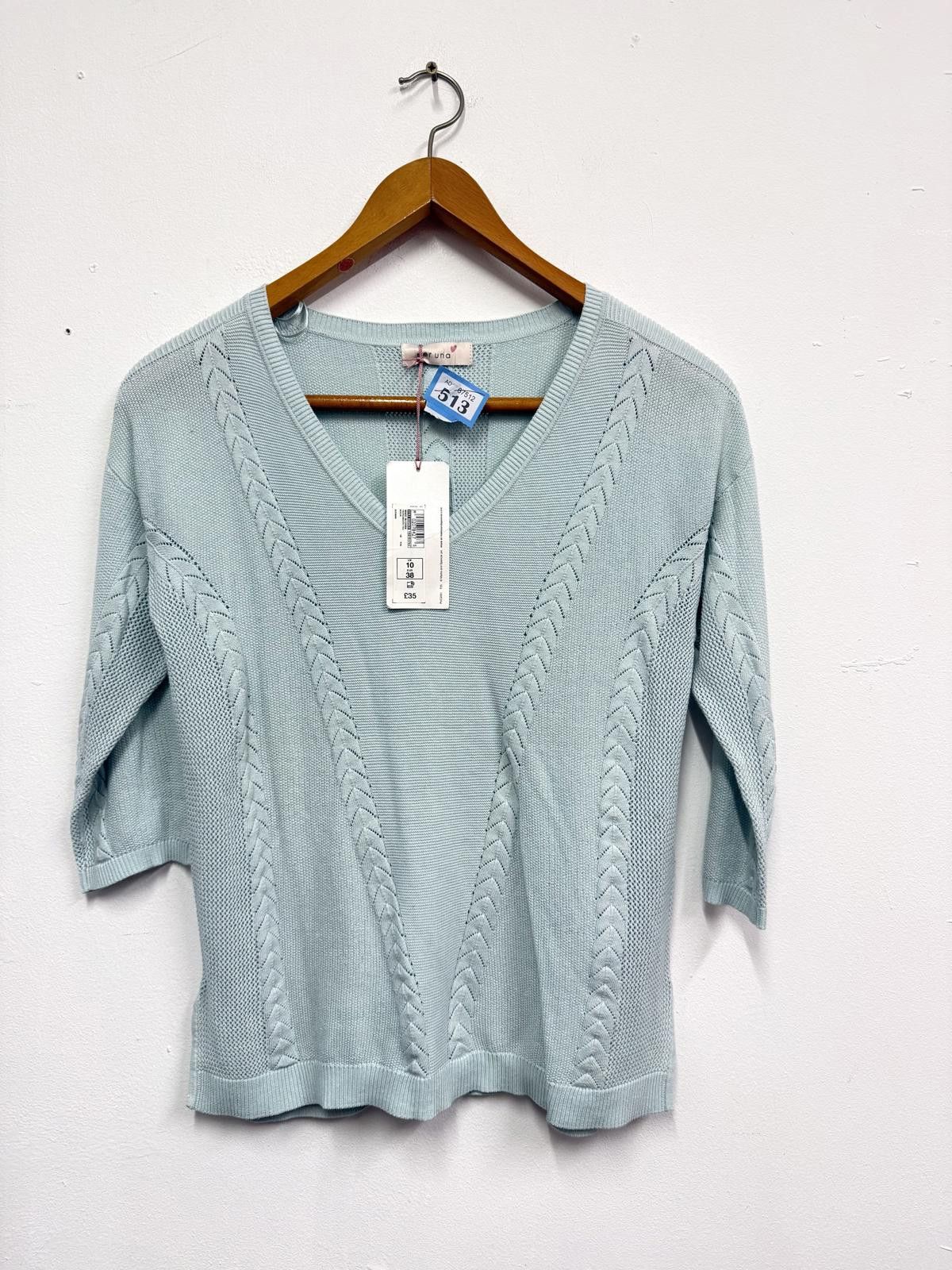 M.E. Sport Light Blue Knit V-Neck Sweater with Cable Pattern b513 Size M / US 6-8 / IT 42-44 - 1 Thumbnail