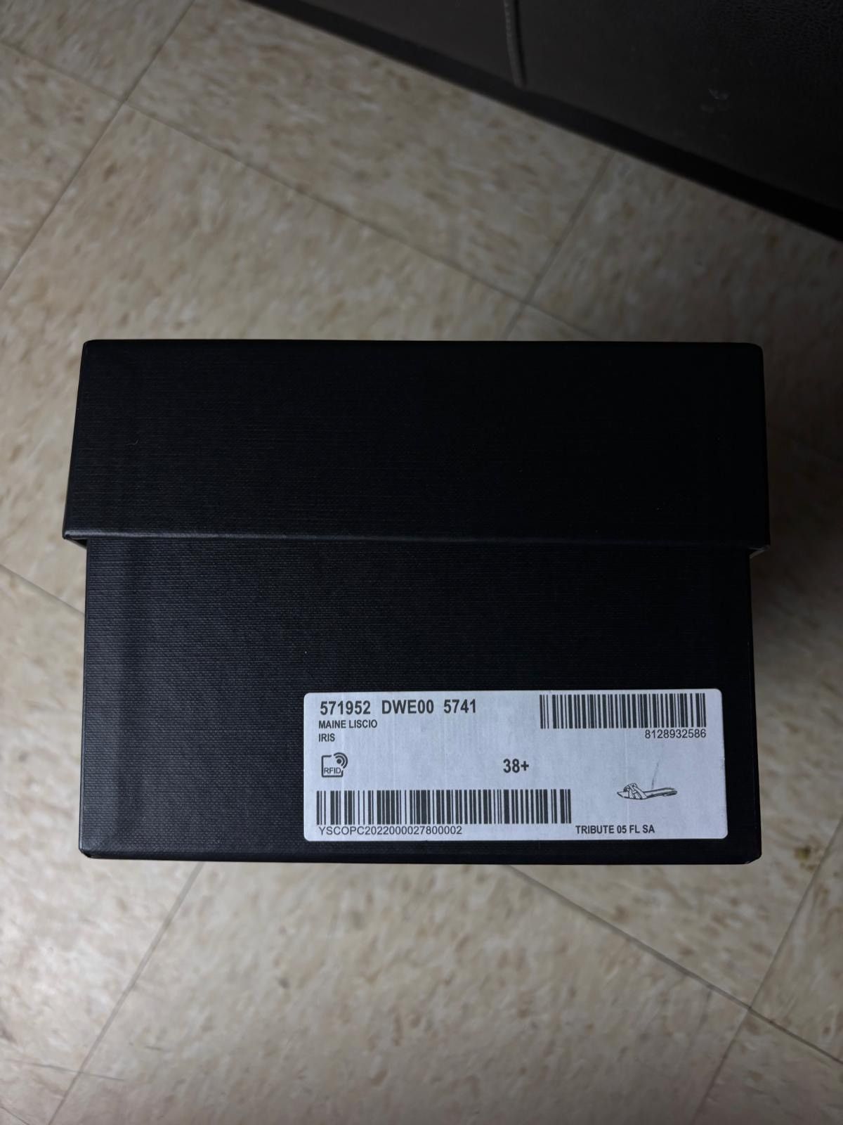 Saint Laurent Paris Saint Laurent Women's Iris Woven Flat Sandals Size 38.5 Size US 8.5 / IT 38.5 - 7 Thumbnail