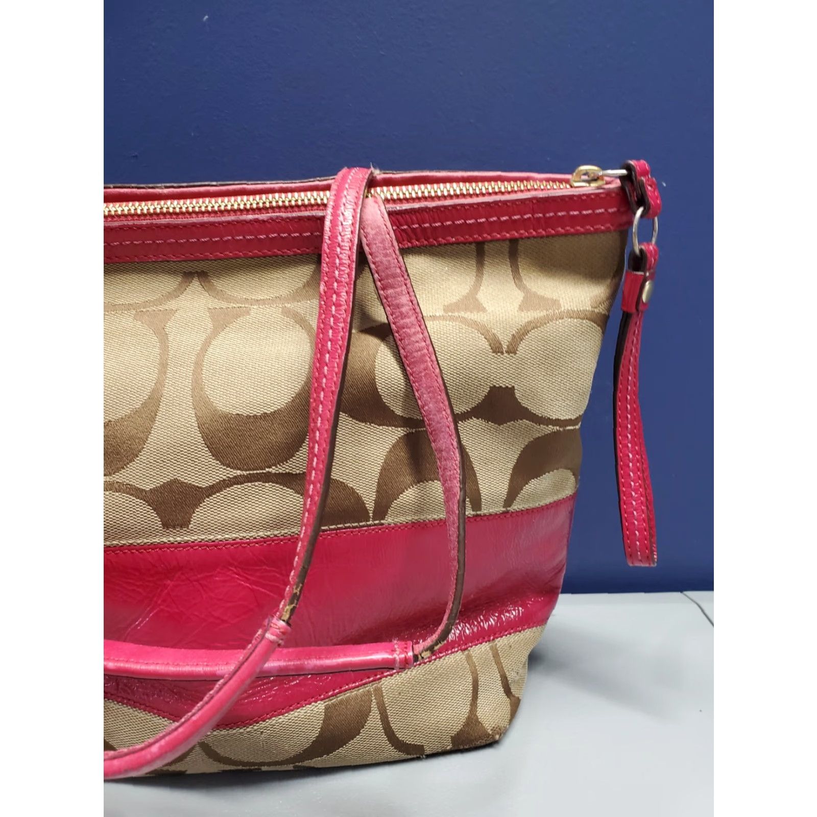 Coach CoacH Signature Tote Bag Womens Monogram Jacquard Casual Shoulder Strap with Wallet Brown Tan Pink Size ONE SIZE - 6 Thumbnail