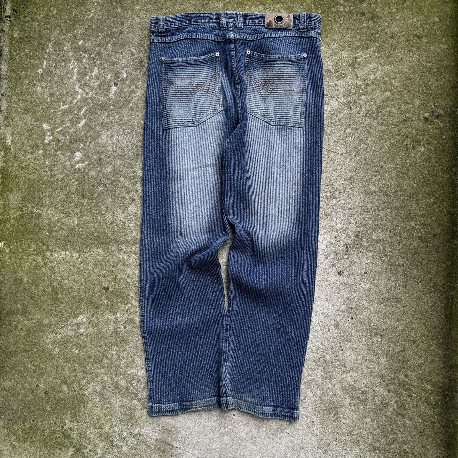 Vintage Vintage Y2K Faded Washed Skater Jeans ERD Grunge Thrashed Size US 38 / EU 54 - 2 Thumbnail