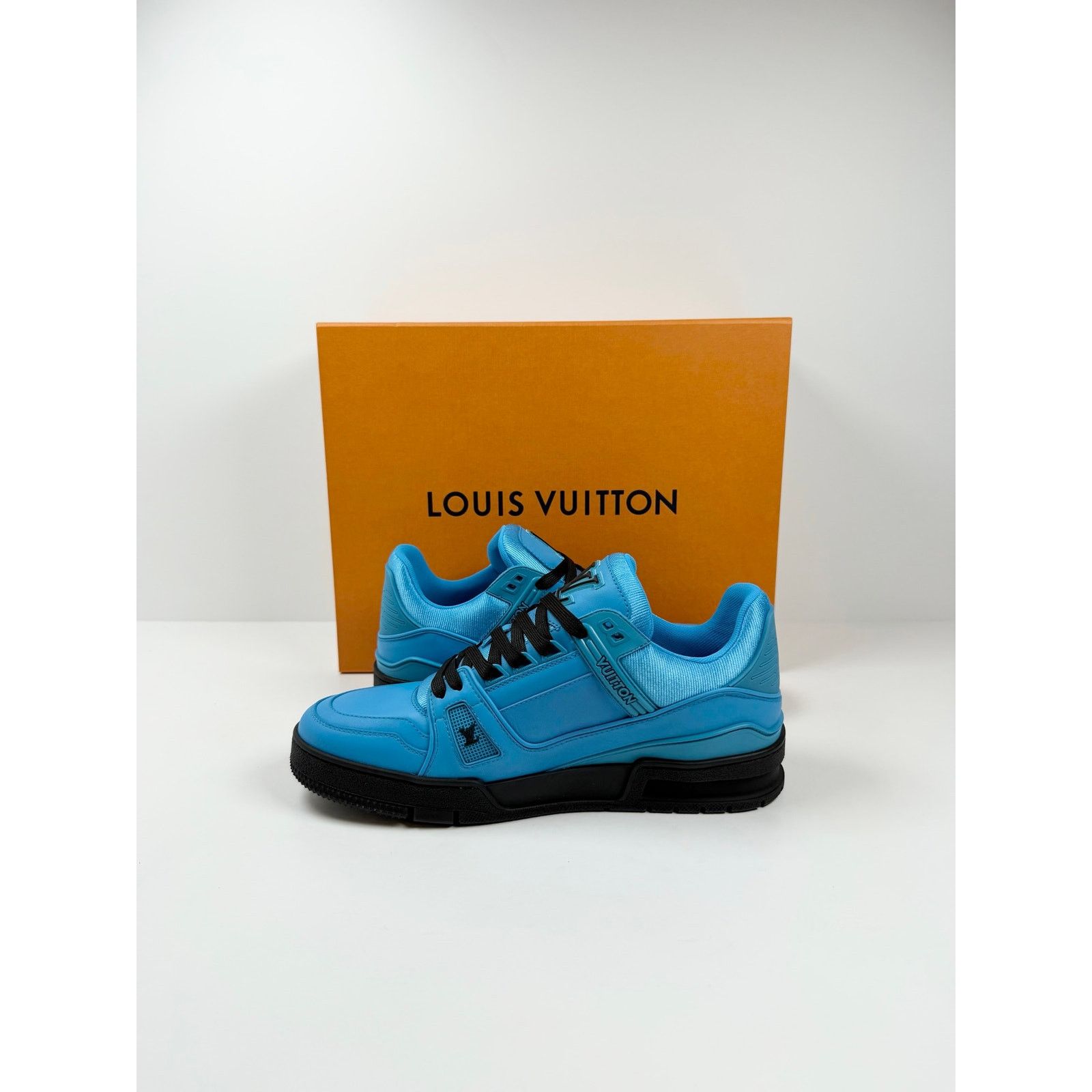 Louis Vuitton Size 7LV/8US - Louis Vuitton Leather Blue Sneakers NEW Size US 8 / EU 41 - 6 Thumbnail