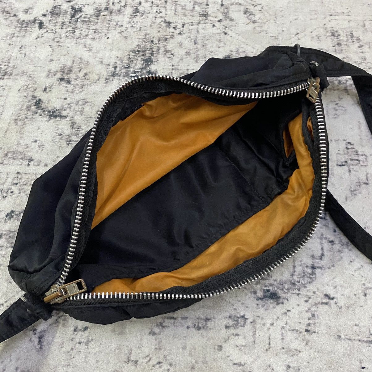 Porter PORTER Yoshida Tokyo Oval Sling Bag Black Nylon Japan Made Size ONE SIZE - 5 Thumbnail