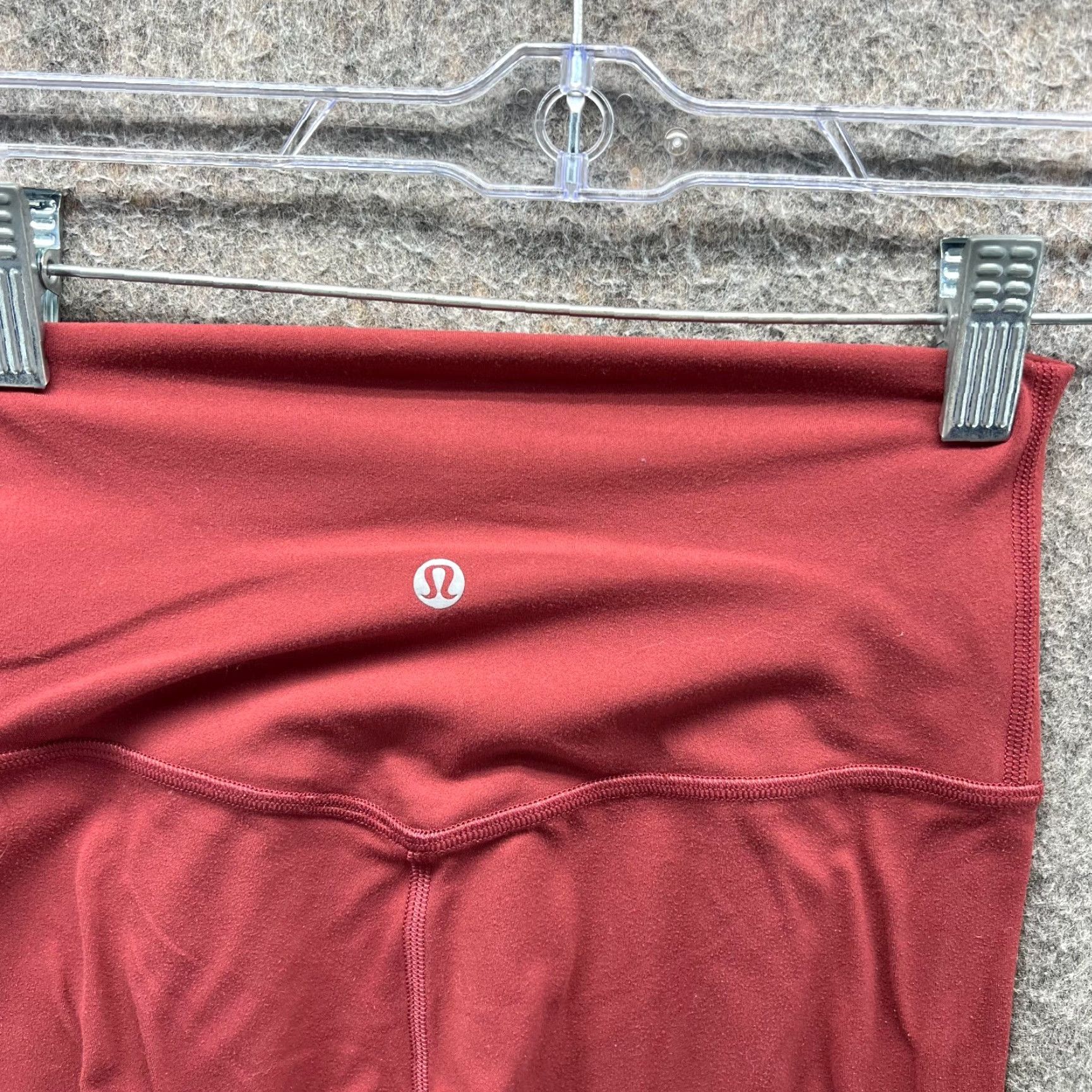 Lululemon Lululemon Leggings Women 4 Red Align High Rise Nulu Fabric Yoga Pants Skinny Inseam 27 Multi-Season Activewear Size 27" / US 4 / IT 40 - 6 Thumbnail