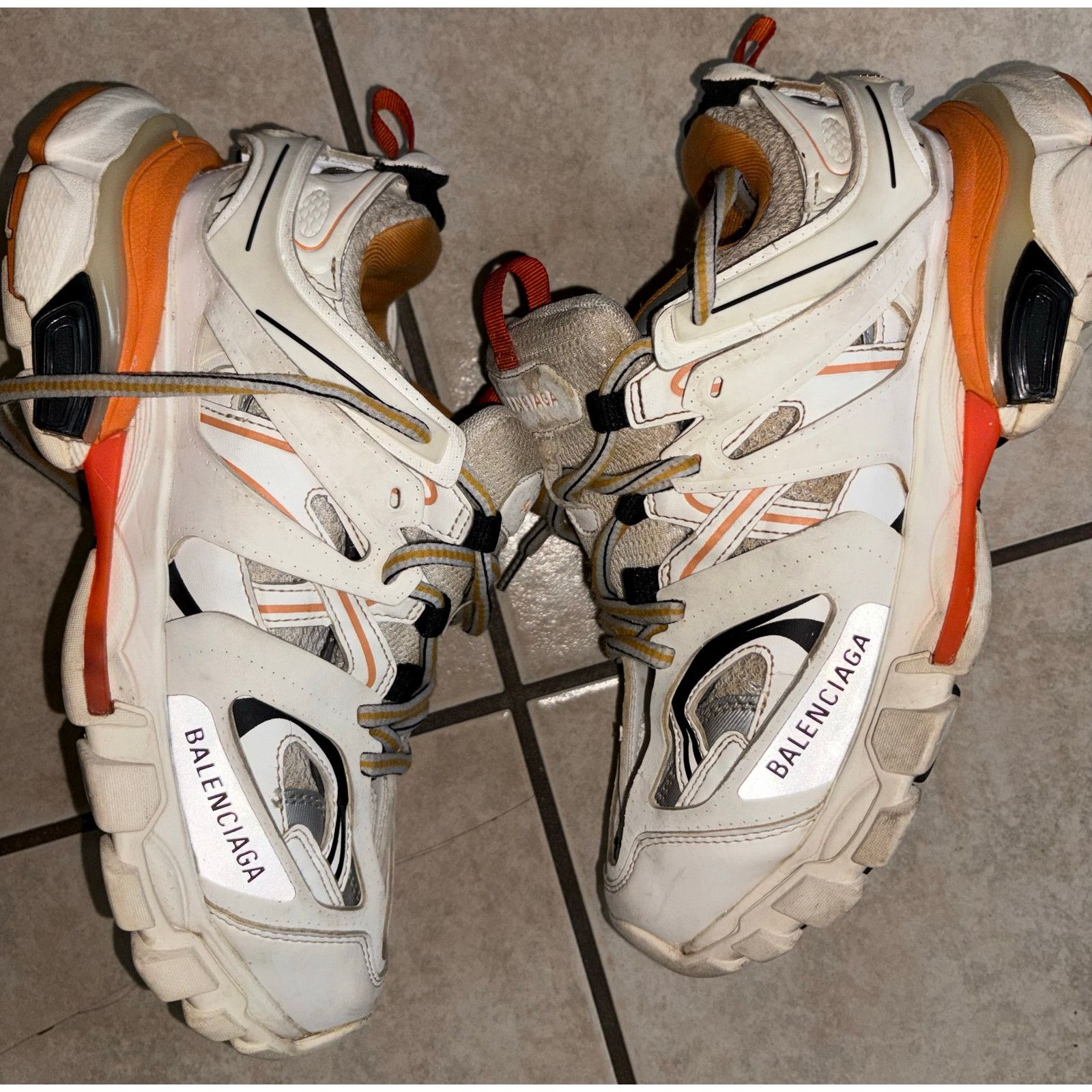Balenciaga Balenciaga track 37 running size 7 women’s pre owned Size US 7 / IT 37 - 4 Thumbnail
