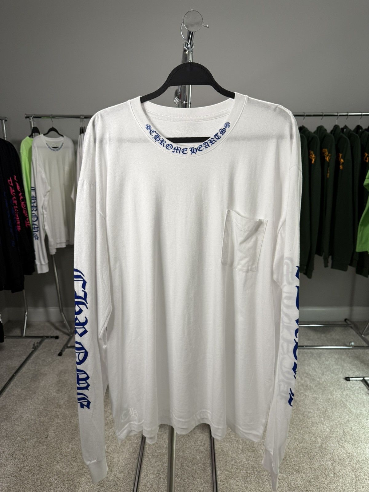 Chrome Hearts Chrome Hearts White/Blue Neck Logo Longsleeve Size US XXL / EU 58 / 5 - 1 Thumbnail
