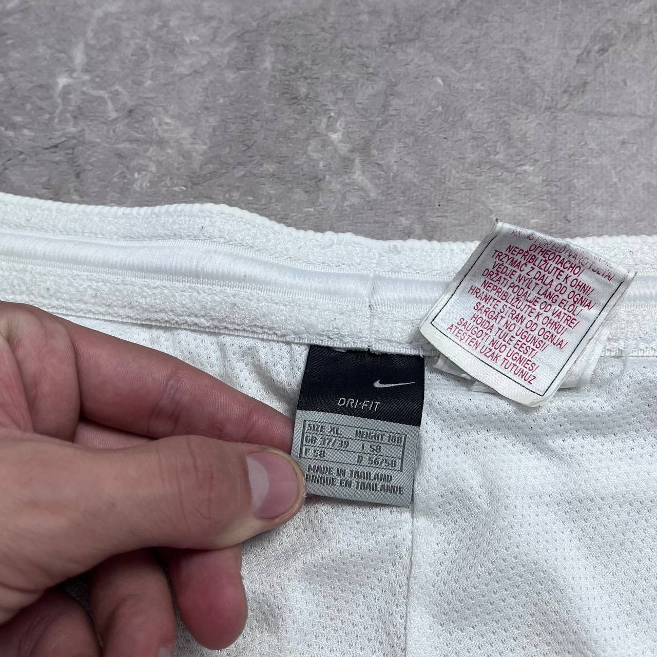 Nike Vintage White Nike Dri-Fit Court Vision Mens Shorts Size XL Size US 33 - 3 Thumbnail