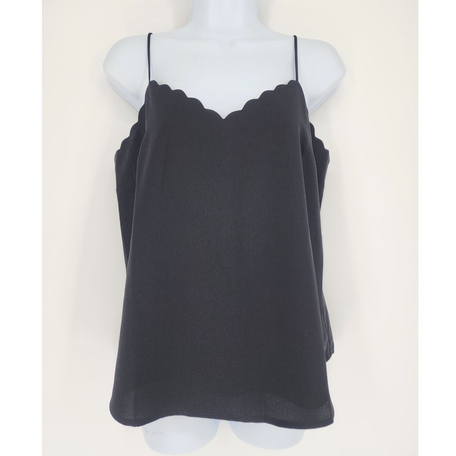 J.Crew J.Crew Factory Scalloped Black Camisole Top Women’s Size 6 Size M / US 6-8 / IT 42-44 - 6 Thumbnail