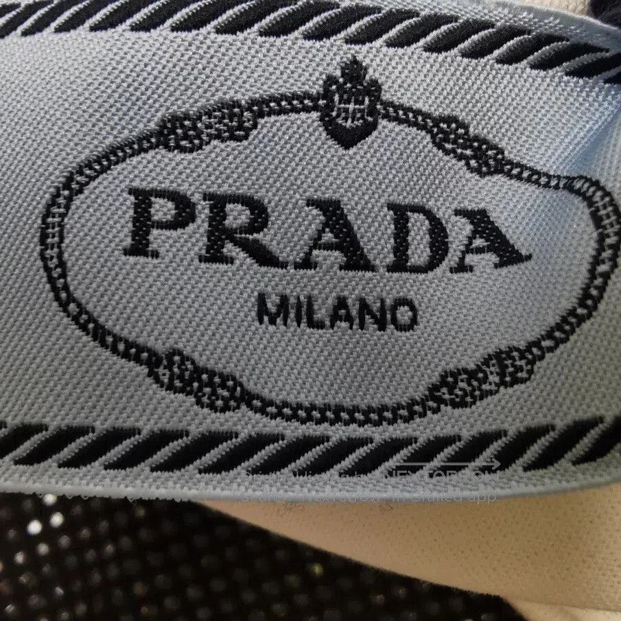 Prada Prada Black and White Short-Sleeve T-Shirt. Size XS / US 0-2 / IT 36-38 - 4 Thumbnail