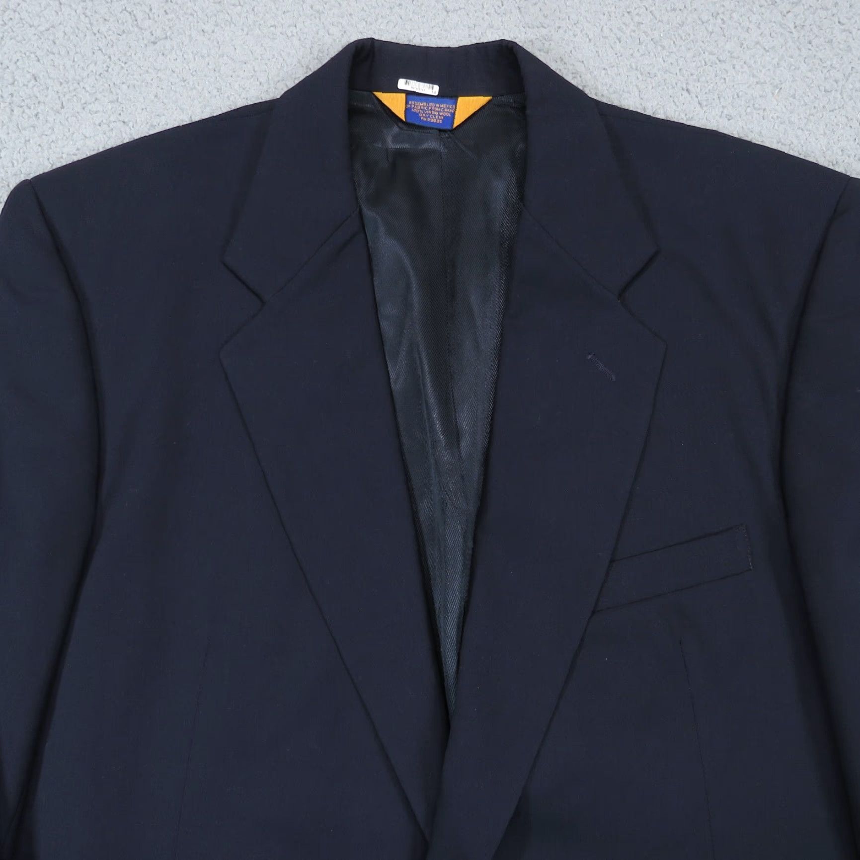 Pendleton VINTAGE Pendleton Blazer Jacket Mens 42L Navy Virgin Wool Casual Office Wear Business Blue 80s 90s Classic College School University Mens Size 42R - 3 Thumbnail