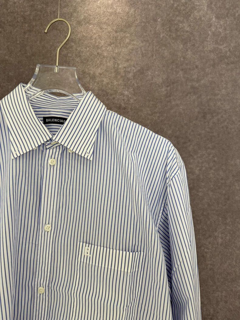 Balenciaga Balenciaga size 38 Letter on the back of striped shirt Size S / US 4 / IT 40 - 5 Thumbnail