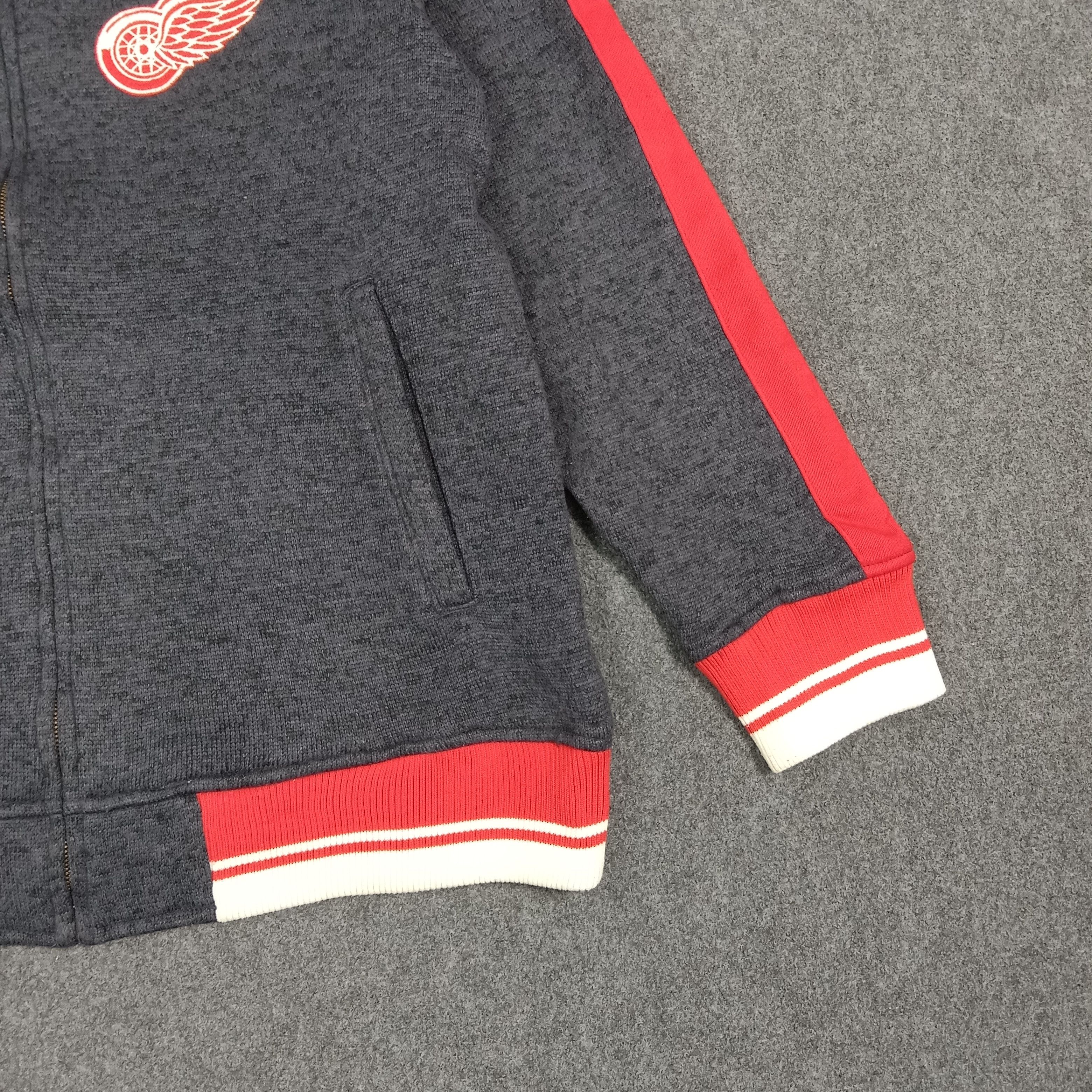 NHL CCM Detroit Red Wings Hockey Team Zipper Sweater C273N12 Size US L / EU 52-54 / 3 - 2 Thumbnail