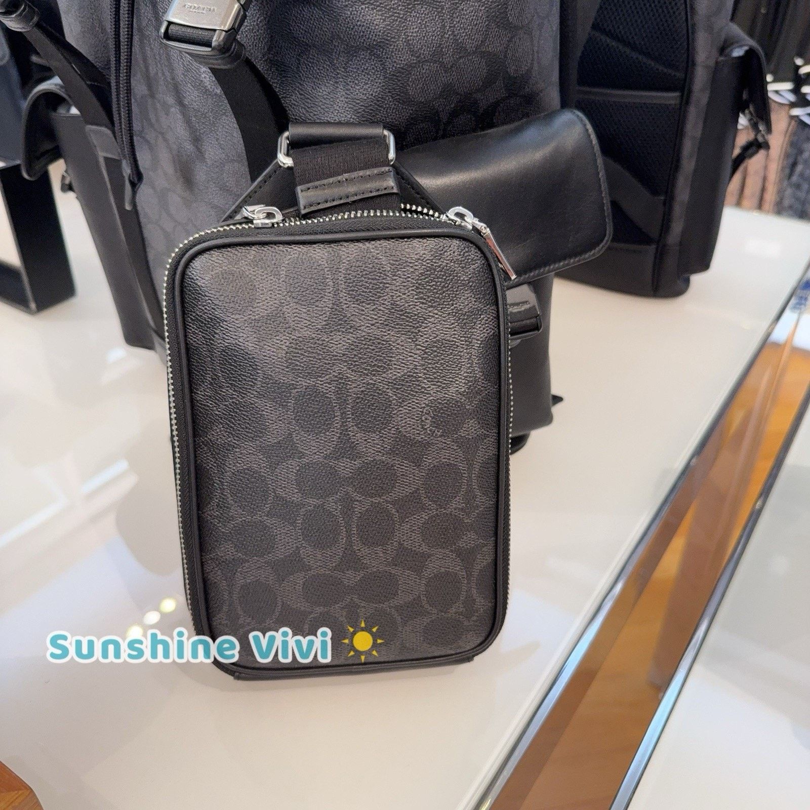 Coach NWT Coach Ray Pack In Signature Silver/Black Signature CEB55 Size ONE SIZE - 1 Thumbnail