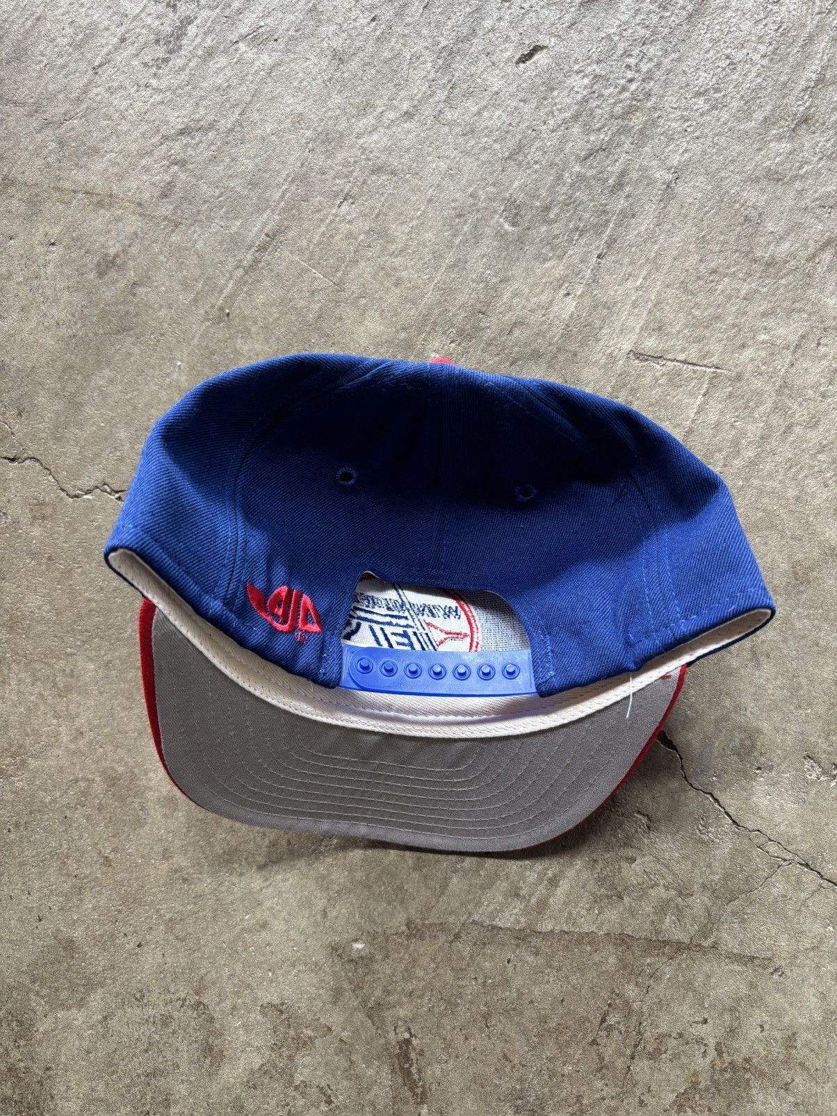 NHL vintage jets snapback hat Size ONE SIZE - 2 Thumbnail