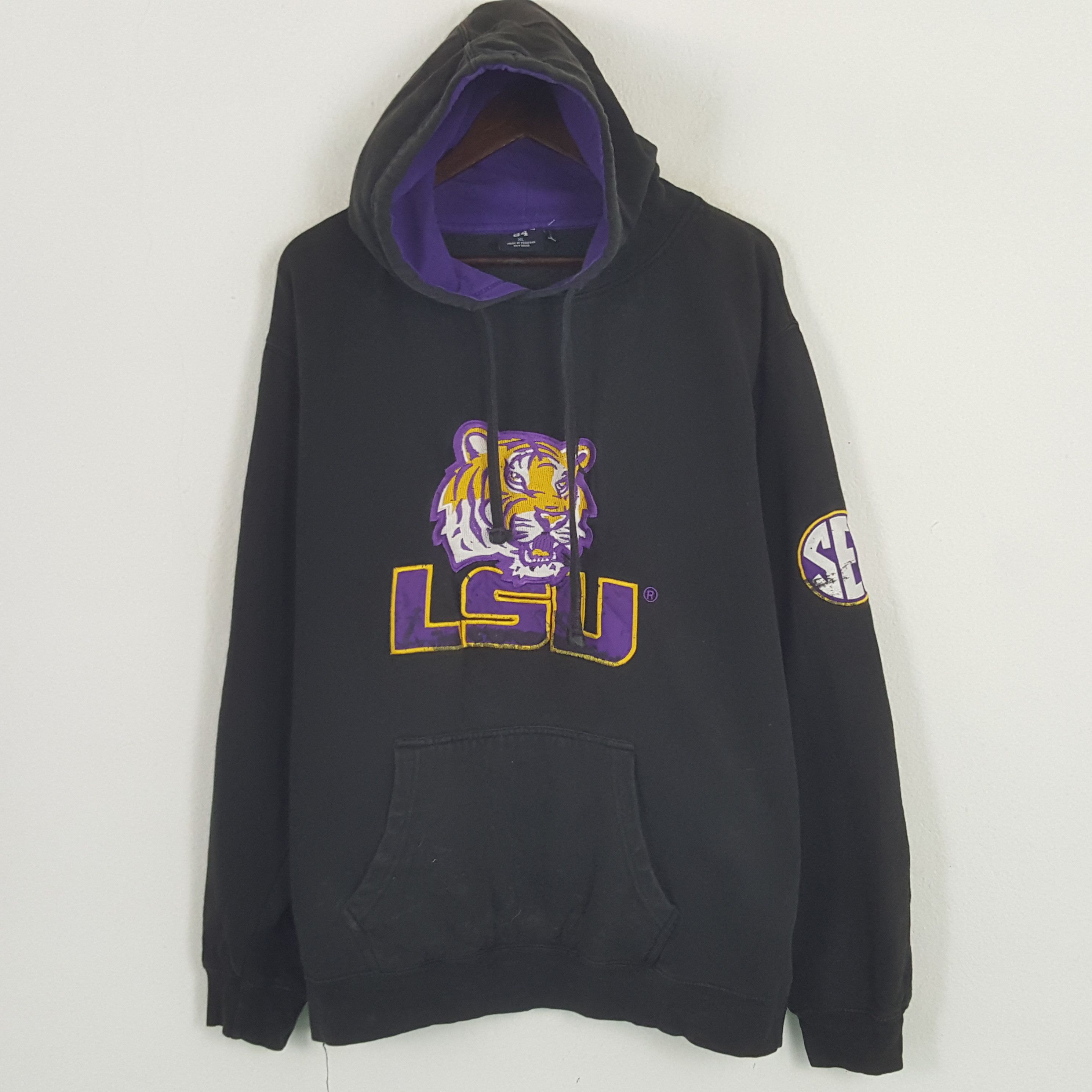 Vintage Vintage LSU Sweatshirt Hoodies Size US XL / EU 56 / 4 - 1 Thumbnail