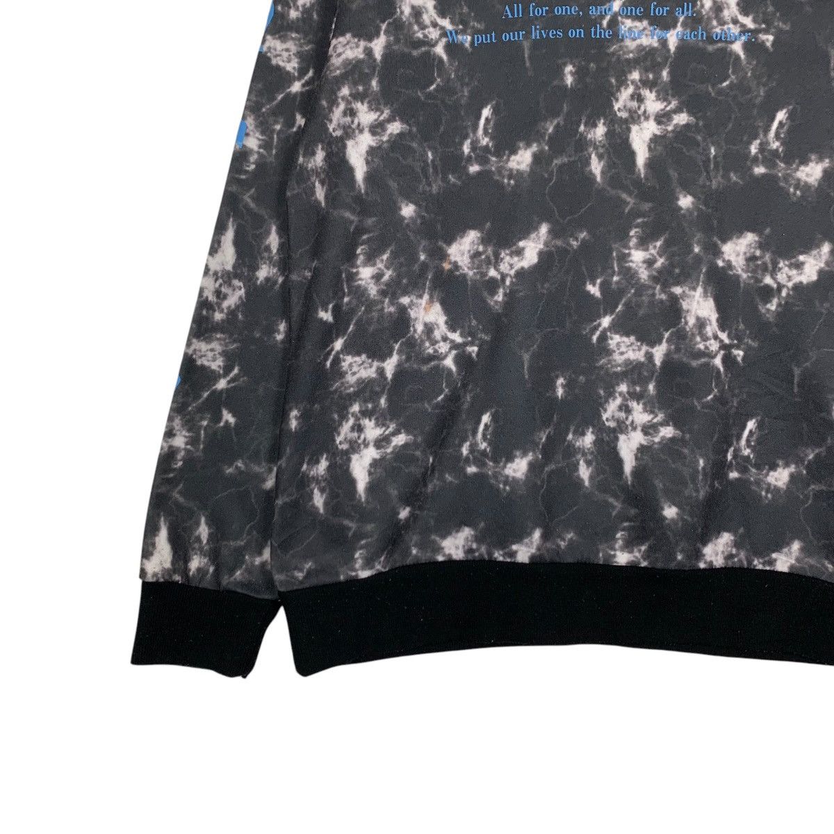 Japanese Brand TOKYO REVENGERS Tokyo Monji Gang Logo Sweatshirt #2227-C98 Size US L / EU 52-54 / 3 - 5 Thumbnail