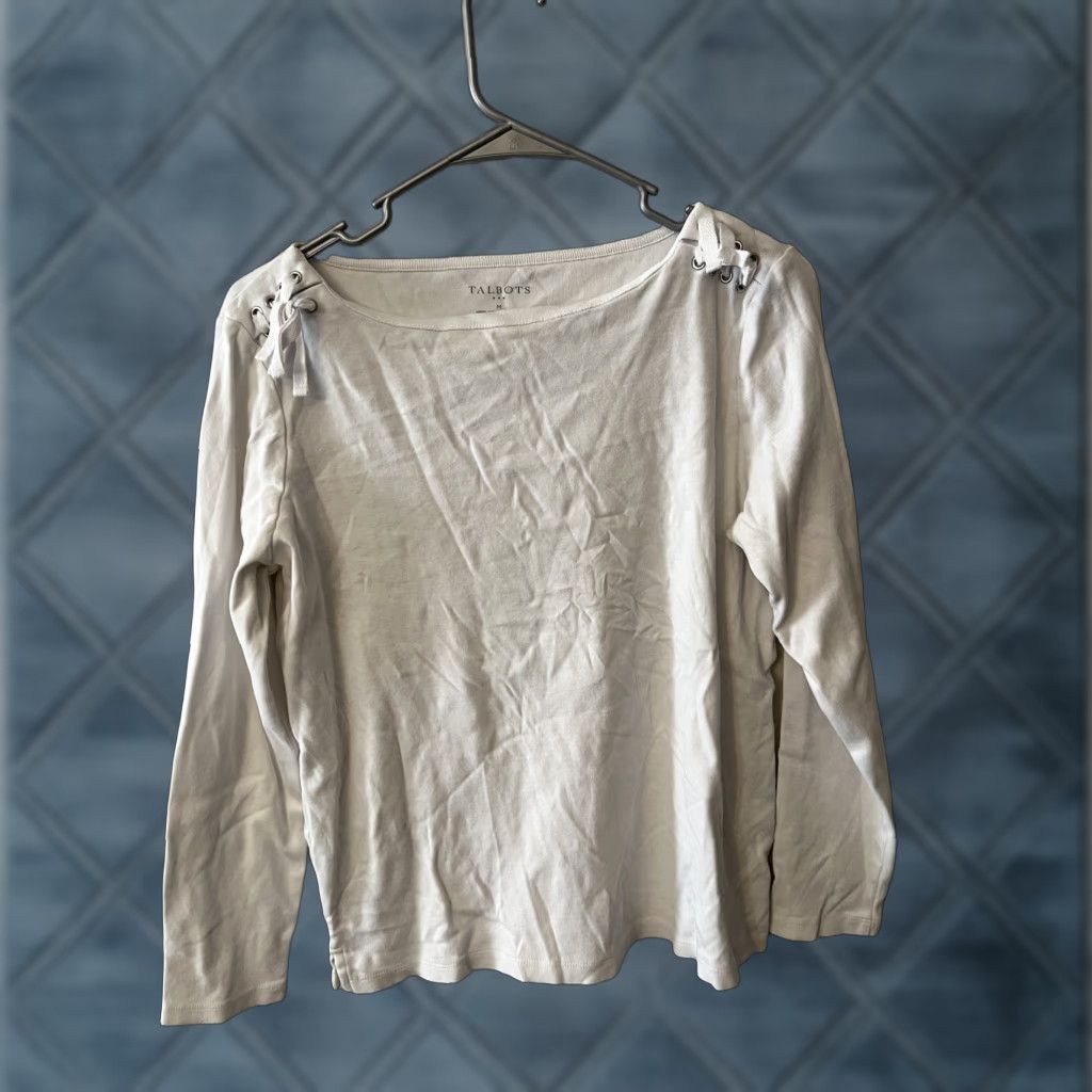 Talbots Talbots Womens Top Size Medium White Boat Neck Lace-Up Shoulder Long Sleeve Shirt Blouse Knit Cotton Rayon Raglan Sleeve Classic Preppy Mens/N/A Size M / US 6-8 / IT 42-44 - 1 Thumbnail