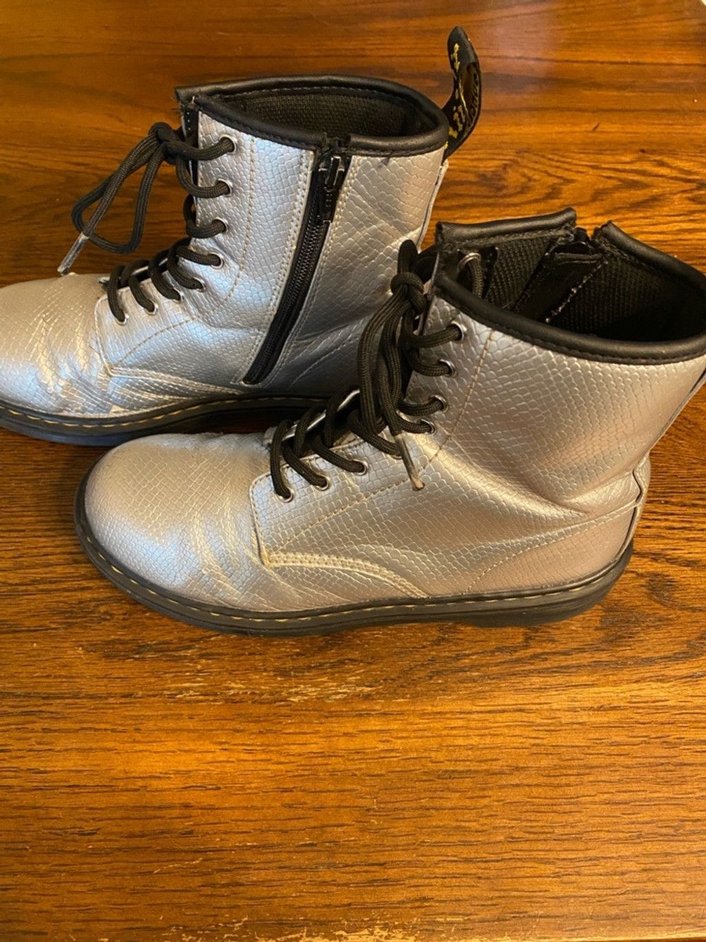 Dr. Martens Dr Martens Silver Scale 8 Eye Zipper Boots size 6 Size US 6 / IT 36 - 3 Thumbnail