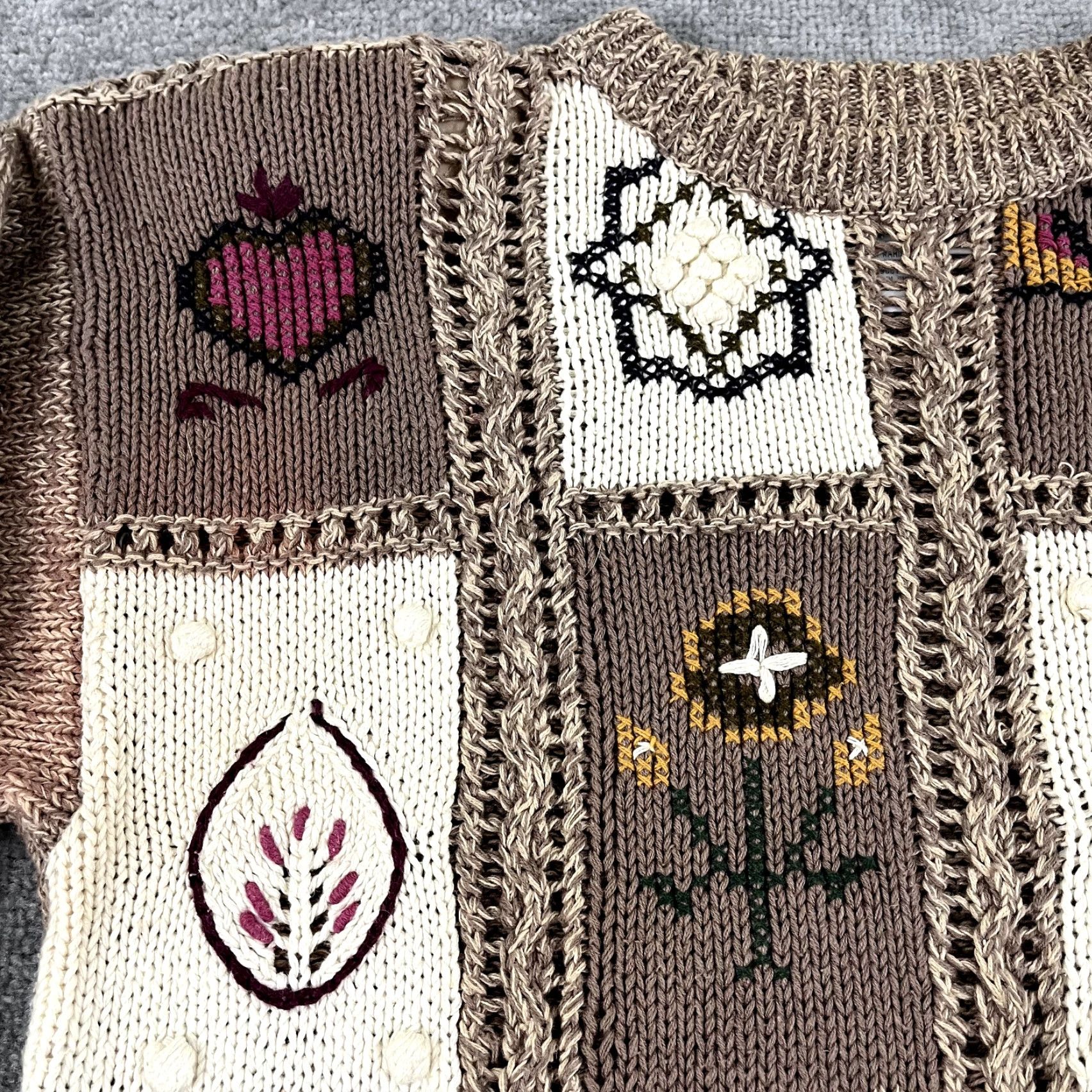 Vintage VINTAGE Jennifer Reed Women's Sweater Pullover Long Sleeve Crew Neck Floral Patchwork Brown Fall Winter Casual Girls Medium Size M / US 6-8 / IT 42-44 - 6 Thumbnail