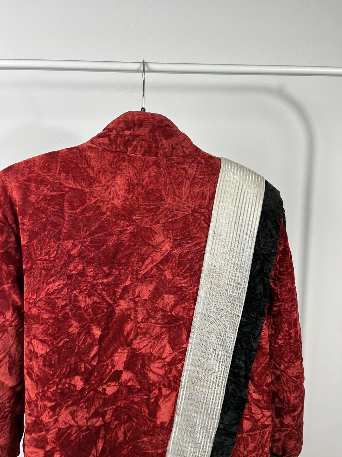 Other Vintage Red Velvet Zip Jacket Stage Costume Style Size US M / EU 48-50 / 2 - 12 Thumbnail