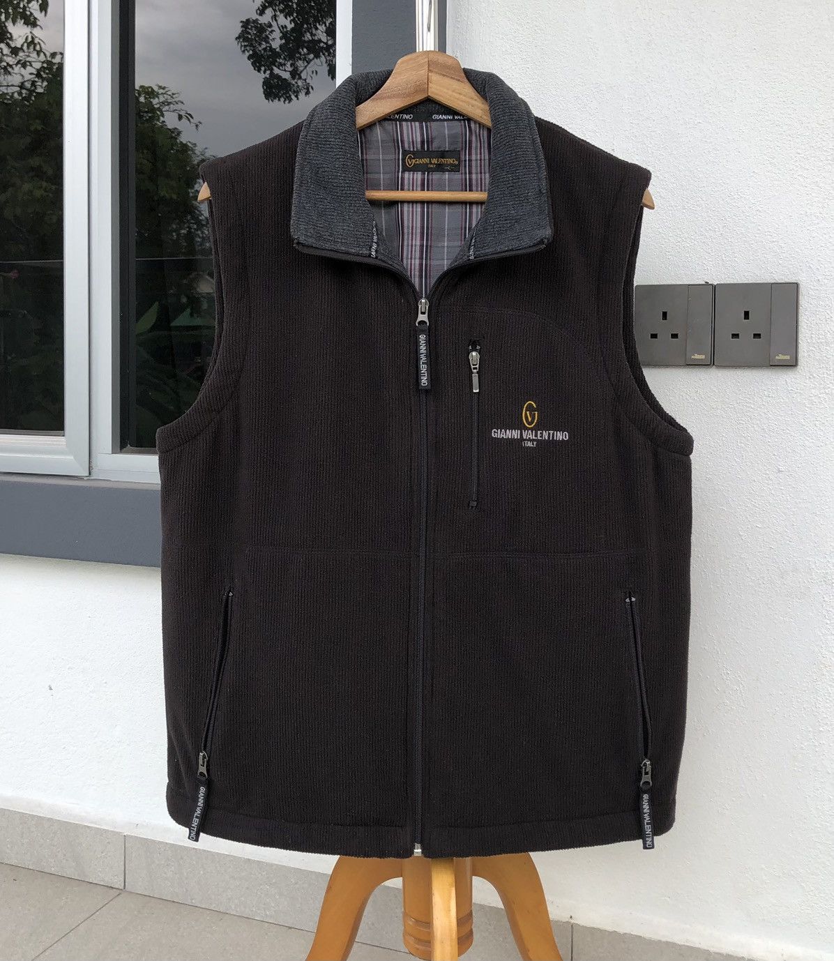 Valentino GIANNI VALENTINO ITALY Corduroy Embroidered Logo Vest Jacket Size US L / EU 52-54 / 3 - 4 Thumbnail