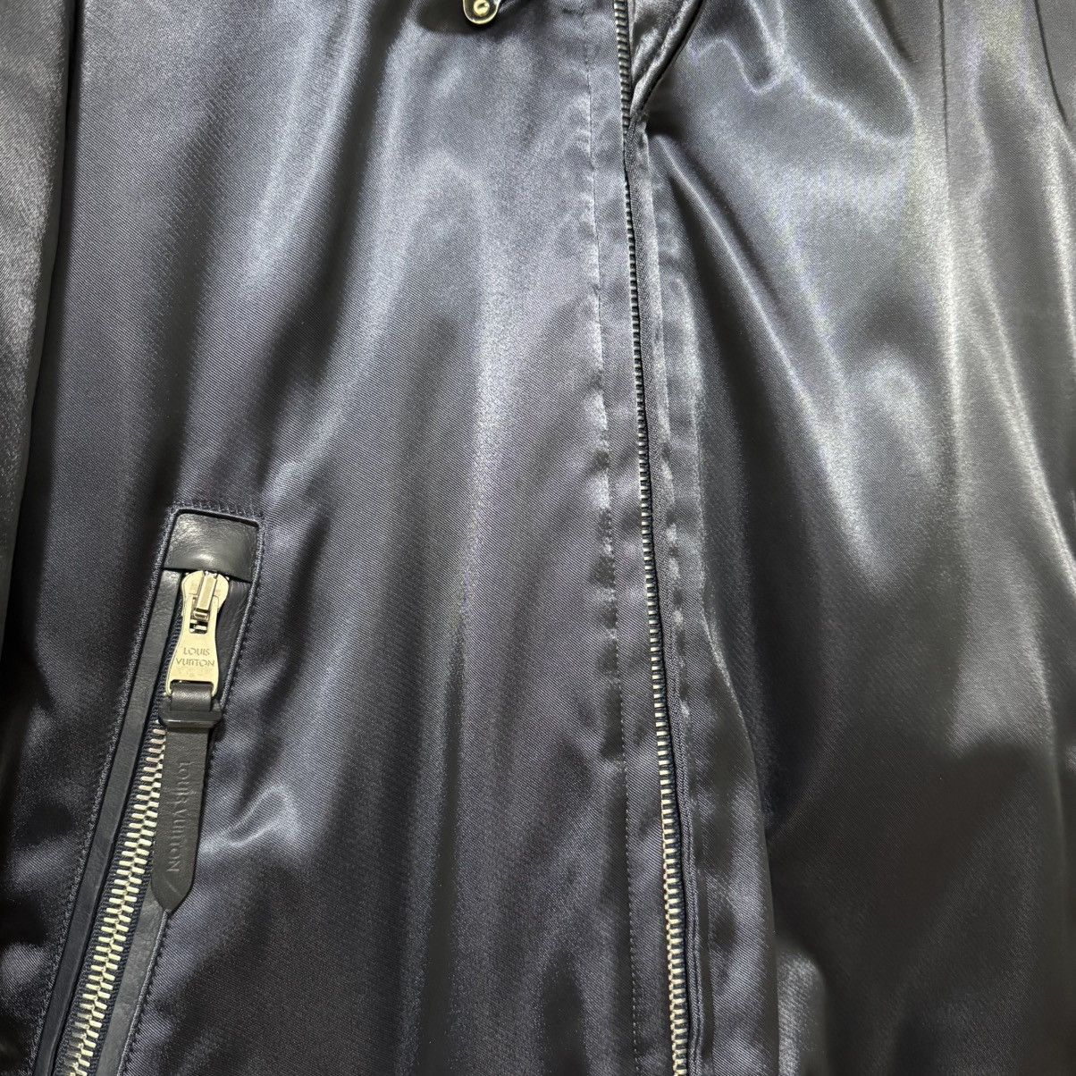 Louis Vuitton Louis Vuitton Runway Leather Bomber Jacket with Fur Hood Size US M / EU 48-50 / 2 - 24 Thumbnail
