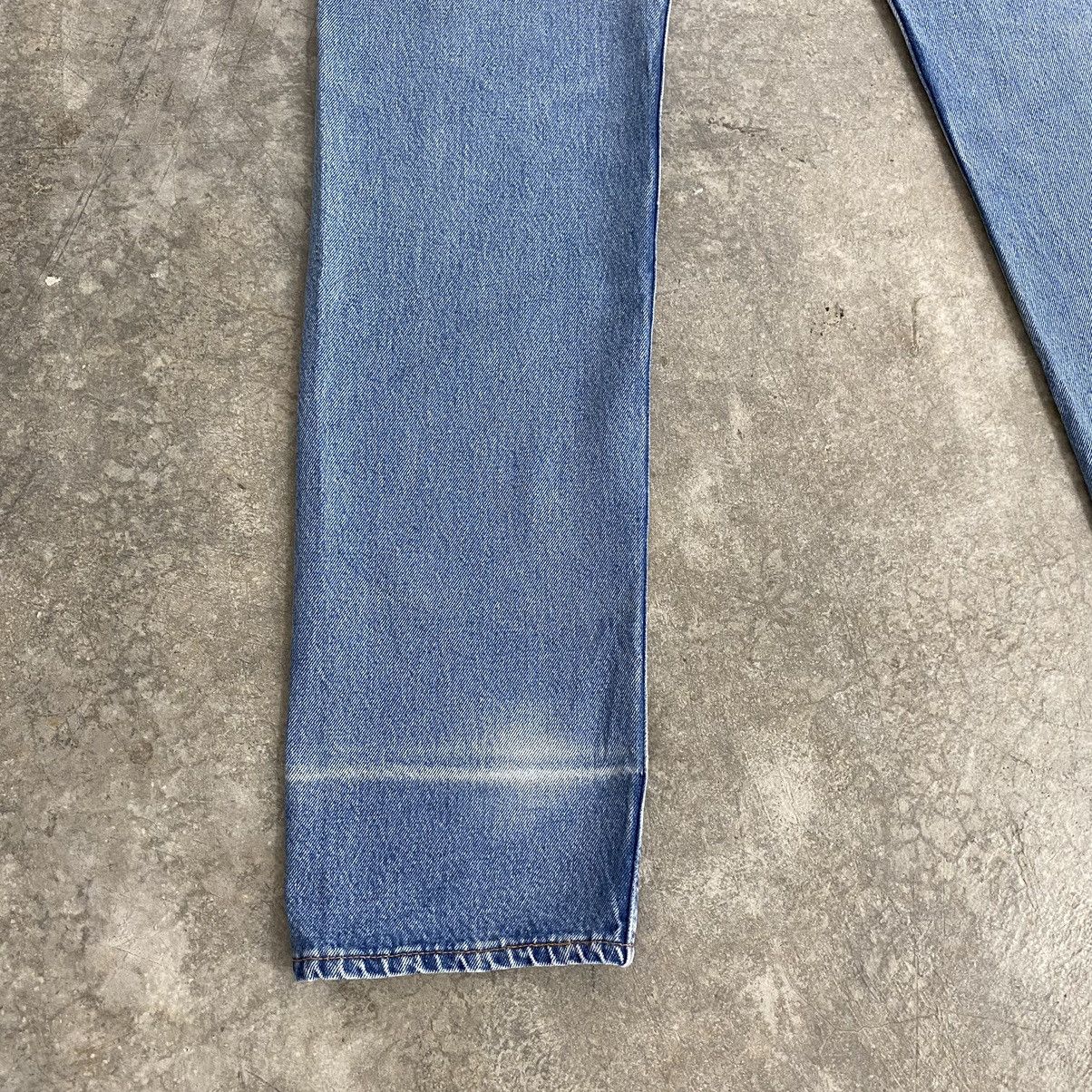 Levi's Size 29x36 Vintage 1997 Levis 501 Faded Blue Denim Jeans Size US 29 - 18 Thumbnail