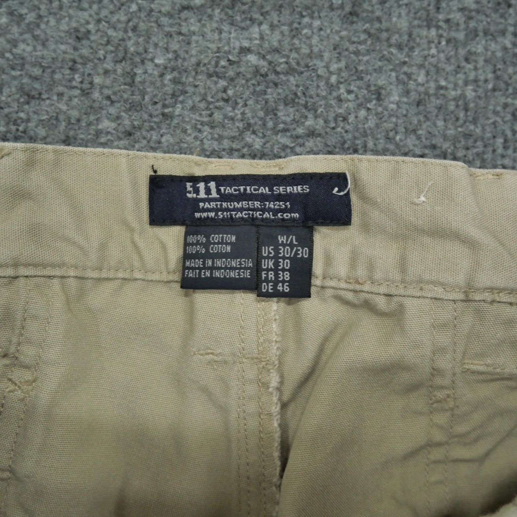 Vintage 5.11 Tactical Pants Mens 30x30 Tan Khaki Cargo Pockets Double Knee Casual Size US 28 / EU 44 - 7 Thumbnail