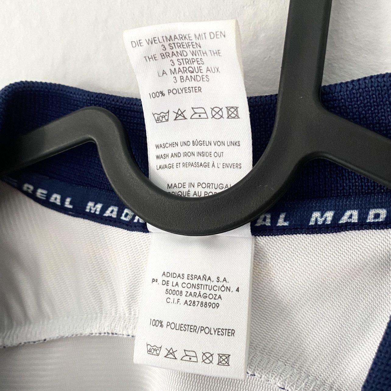 Adidas × Vintage 1998 2000 Real Madrid Vintage Adidas Home Kit Soccer Jersey Size US M / EU 48-50 / 2 - 7 Thumbnail