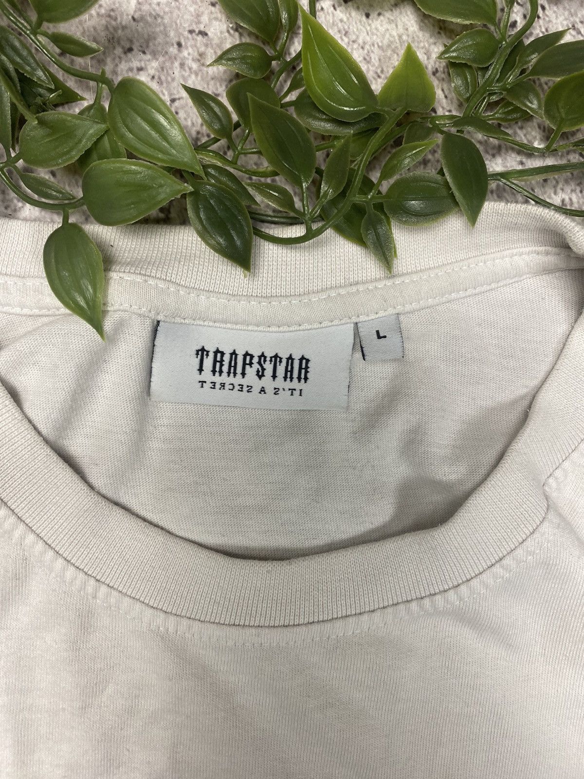 Trapstar London Trapstar T-Shirt Big Logo Tiger Y2K England Short Sleeve Size US L / EU 52-54 / 3 - 12 Thumbnail