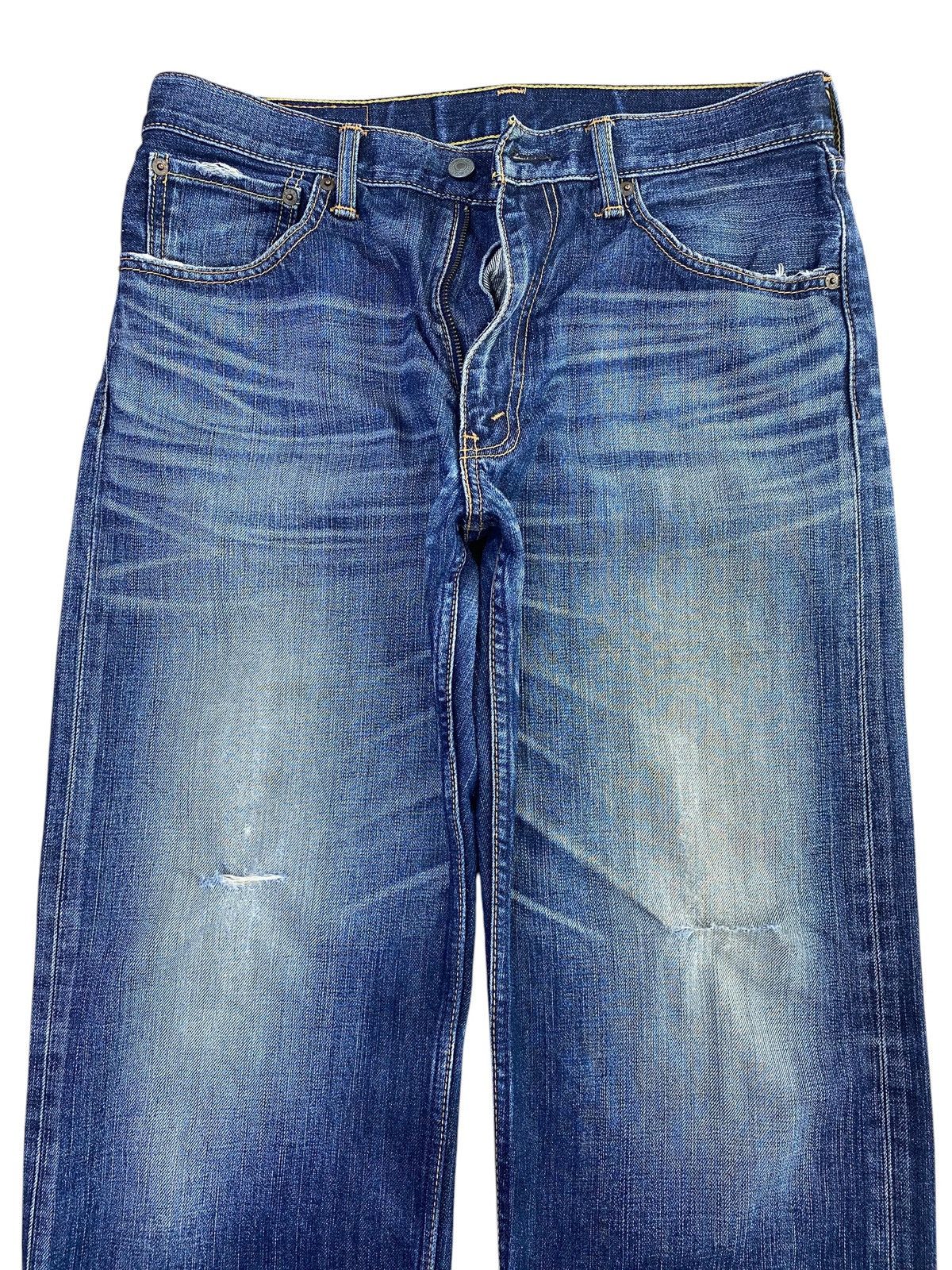 Levi's Levi’s 703 Whiskers Ripped Style Loose Jeans Size US 32 / EU 48 - 2 Thumbnail