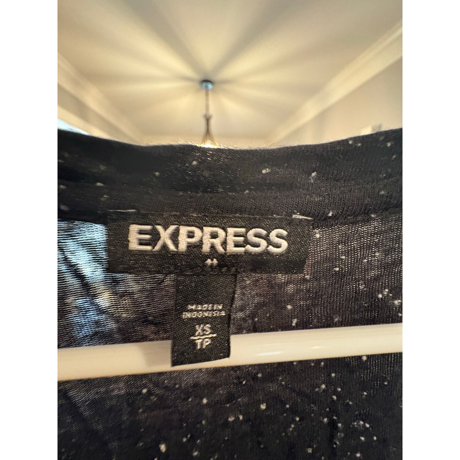 Express Express XS Black Speckled Deep V-Neck 3/4 Sleeve Sheer Size XS / US 0-2 / IT 36-38 - 3 Thumbnail