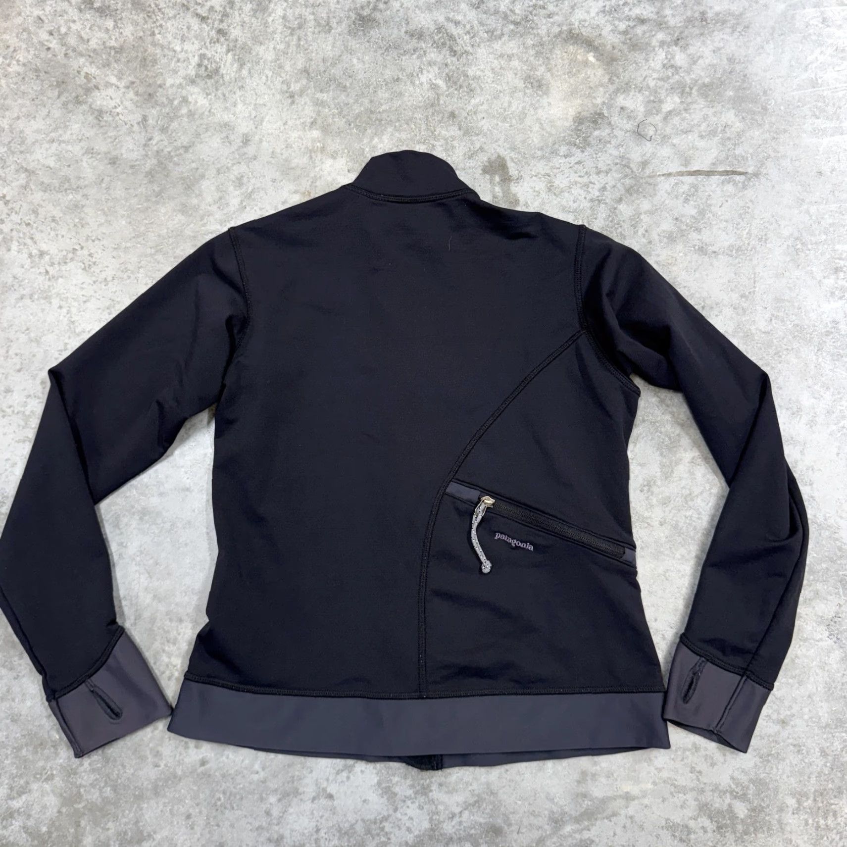 Patagonia Patagonia Jacket Womens Small Black Gray Full Zip Athletic Thumb Holes Made USA Size S / US 4 / IT 40 - 3 Thumbnail
