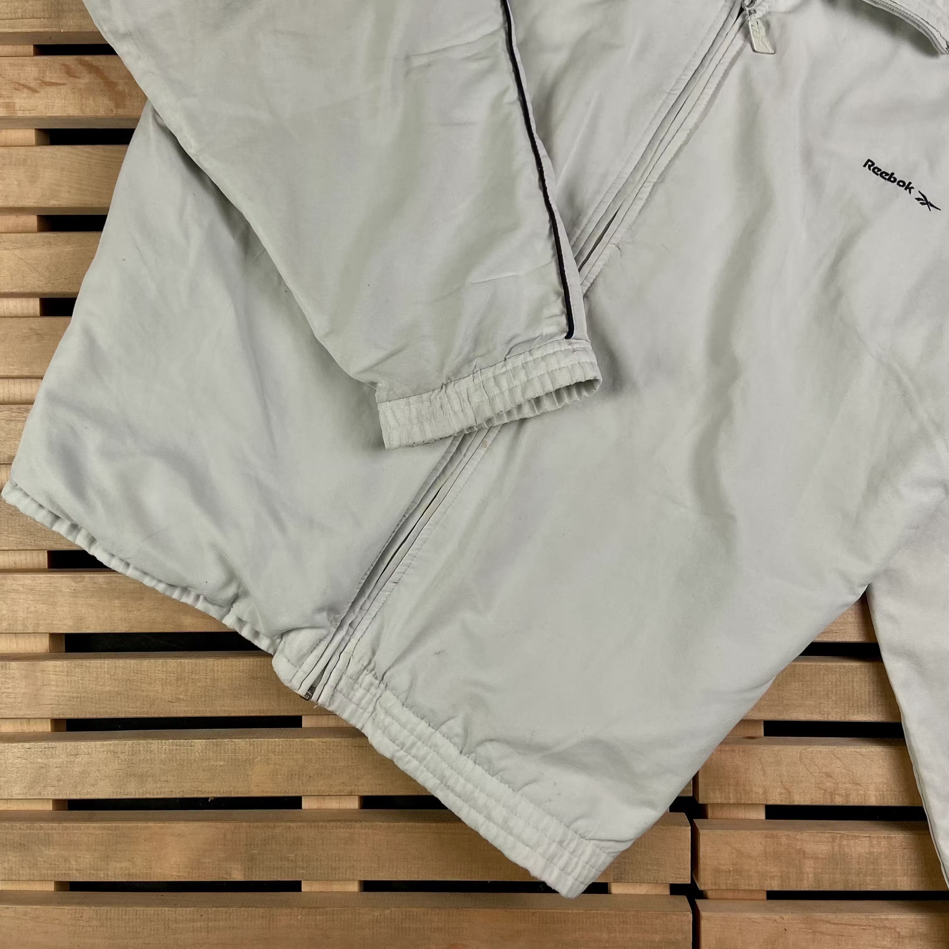 Reebok × Vintage Mens Bomber Jacket Reebok Vintage Size L Size US L / EU 52-54 / 3 - 3 Thumbnail